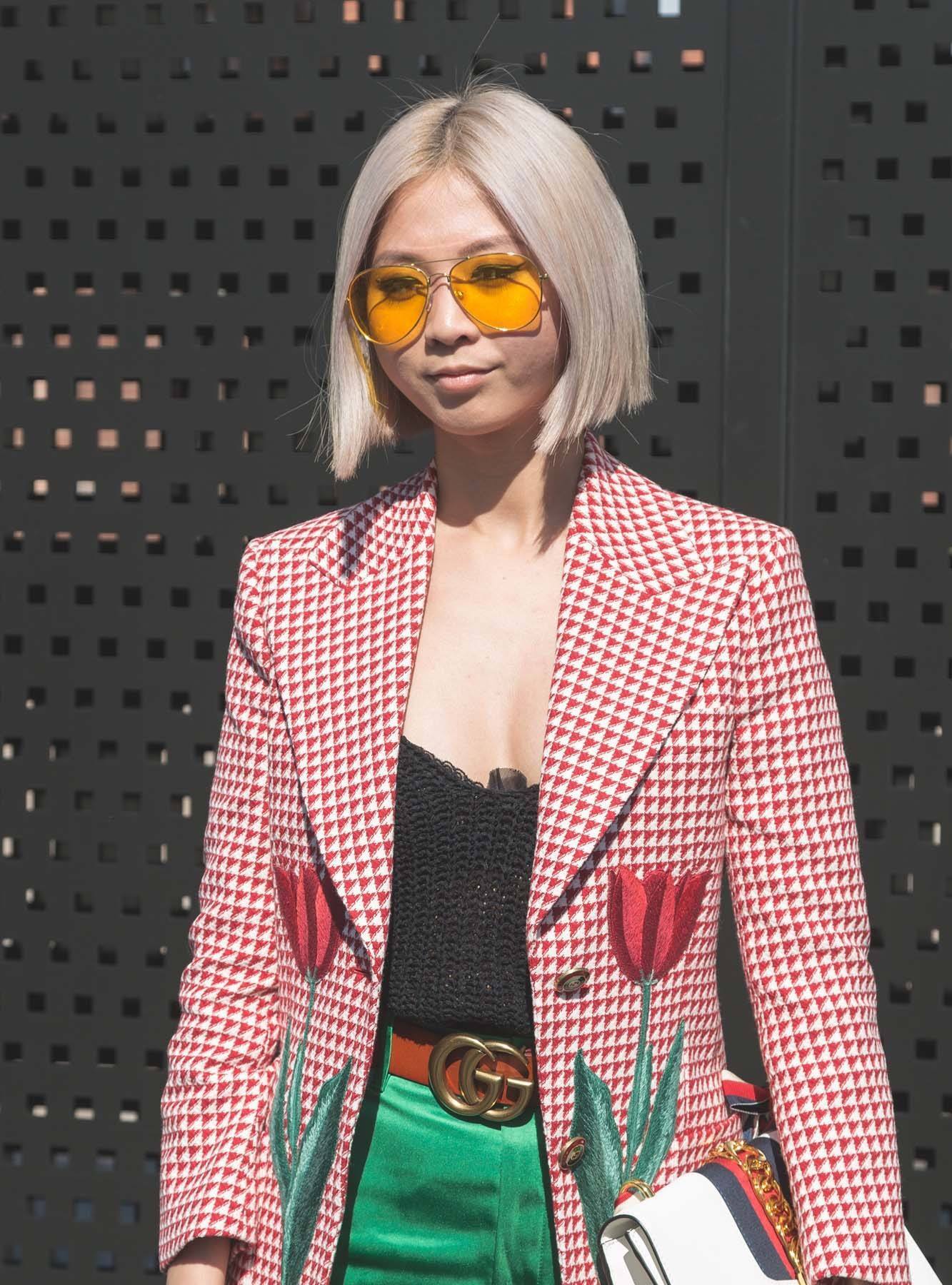 ผมสั้น ฟอกสี กัดสี สีบลอนด์ขาว