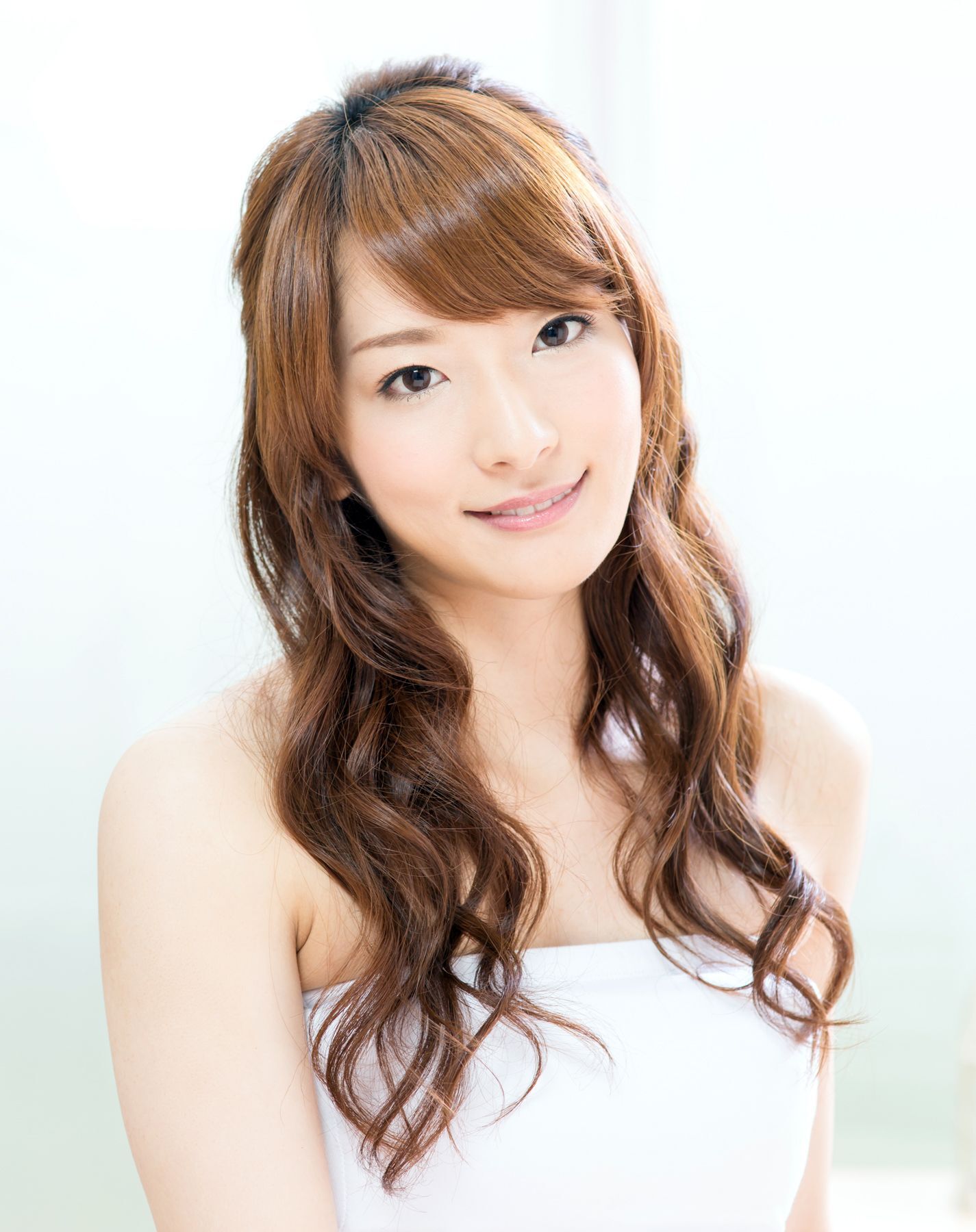 รูปหน้ายาว (Credit: Rex by Shutterstock)