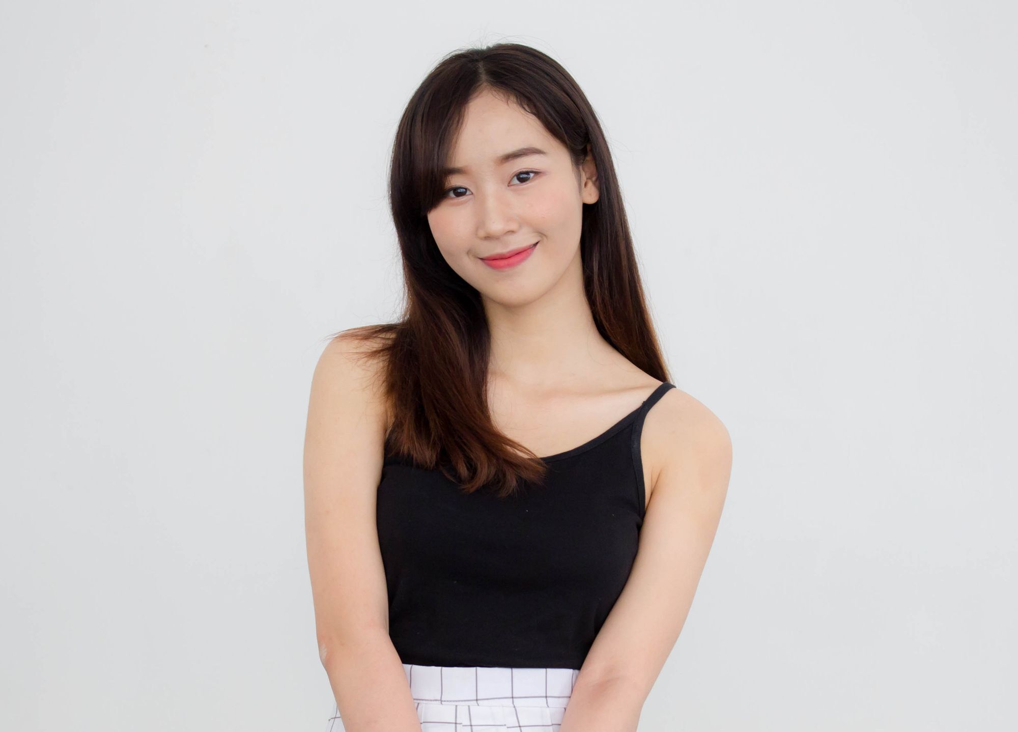 หน้าม้าปัดข้างผมยาว