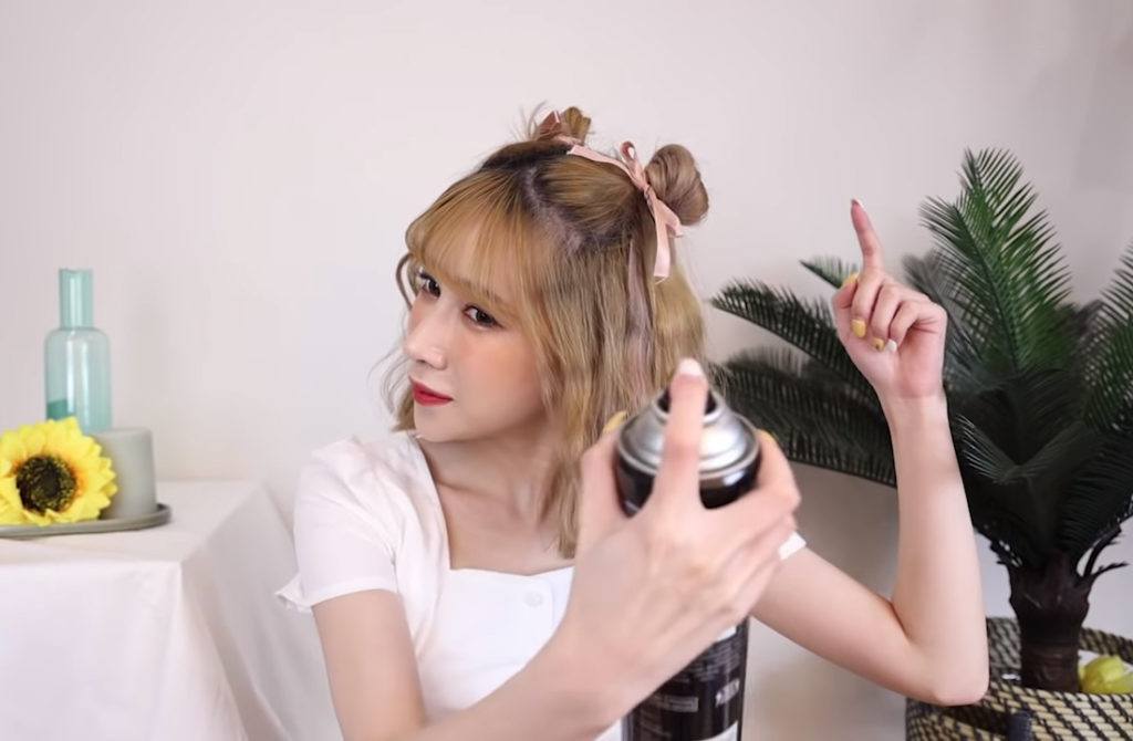 สาวไทย ฉีดสเปรย์ผม วิธีทำผมสำหรับผมสั้น ทรงผมสไตล์เกาหลี