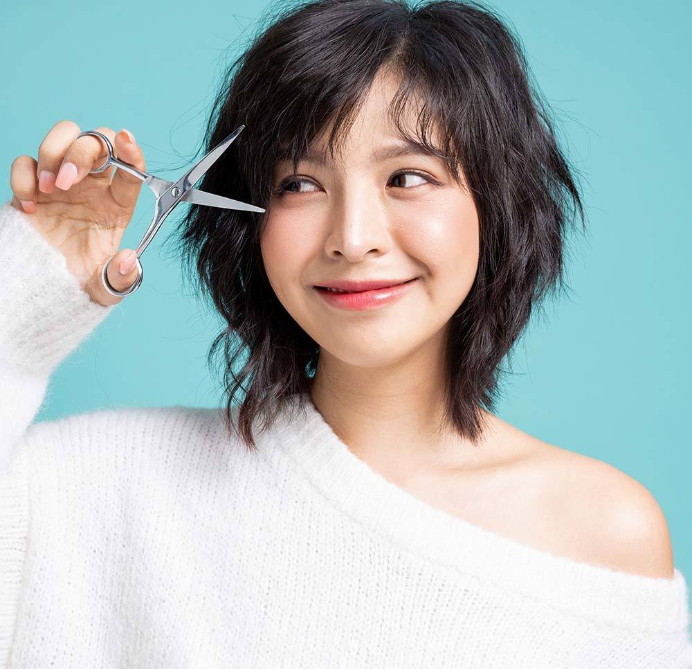 ;วูลฟ์คัตกับผมดัด (Credit: Rex by Shutterstock)