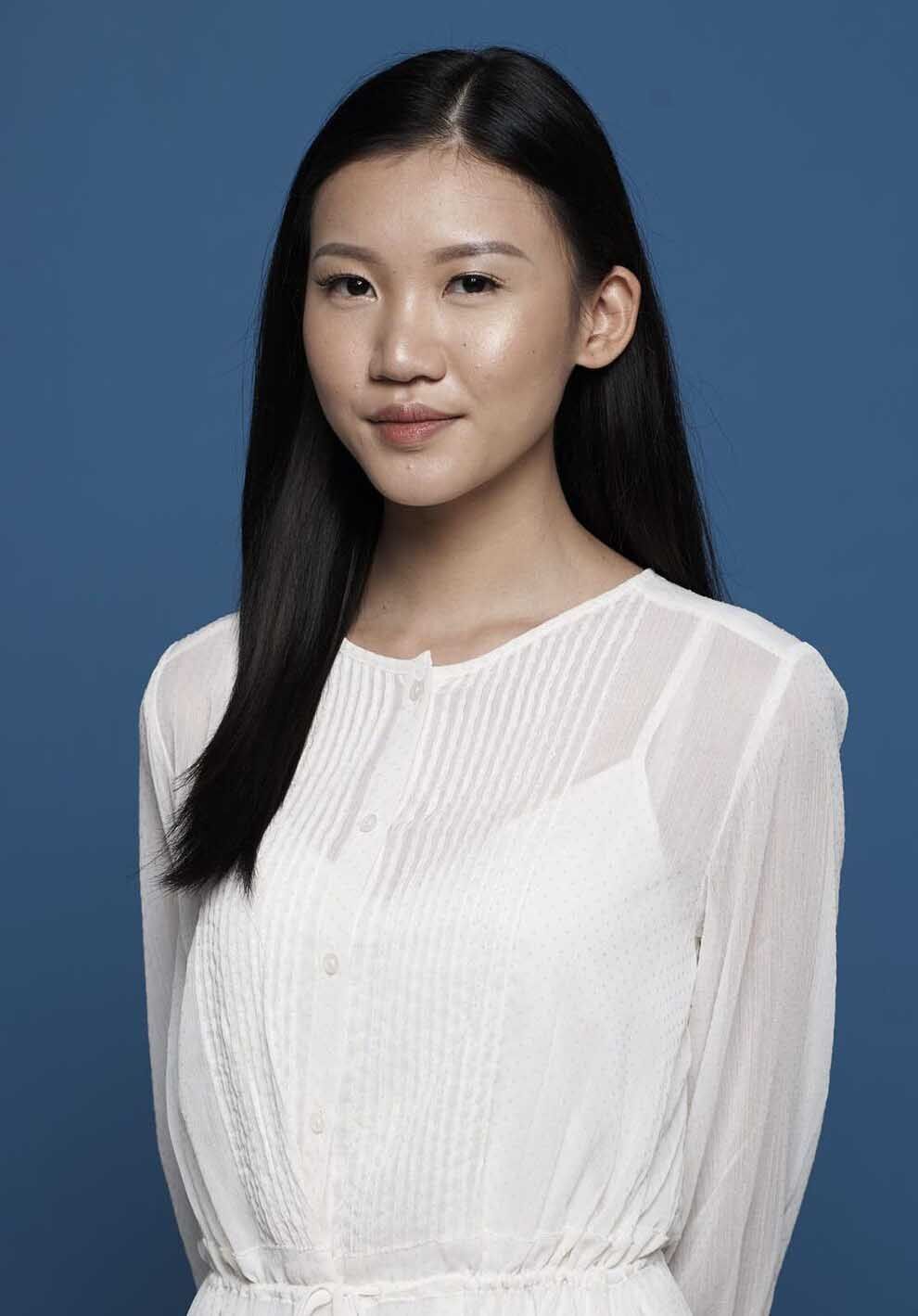 ปล่อยผมตรงยาว (Credit: Hariono Halim)