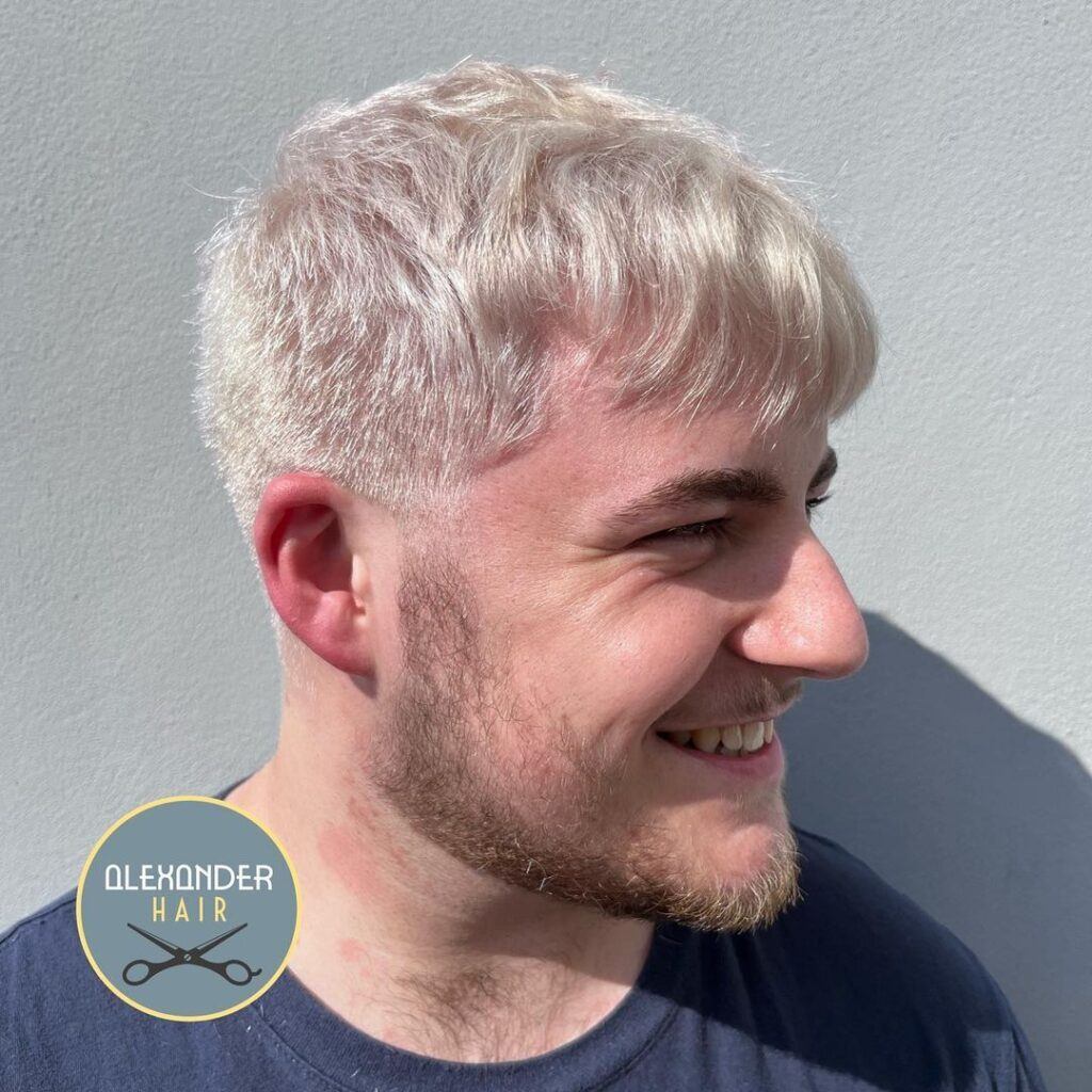 ผมสีแพลตตินัม