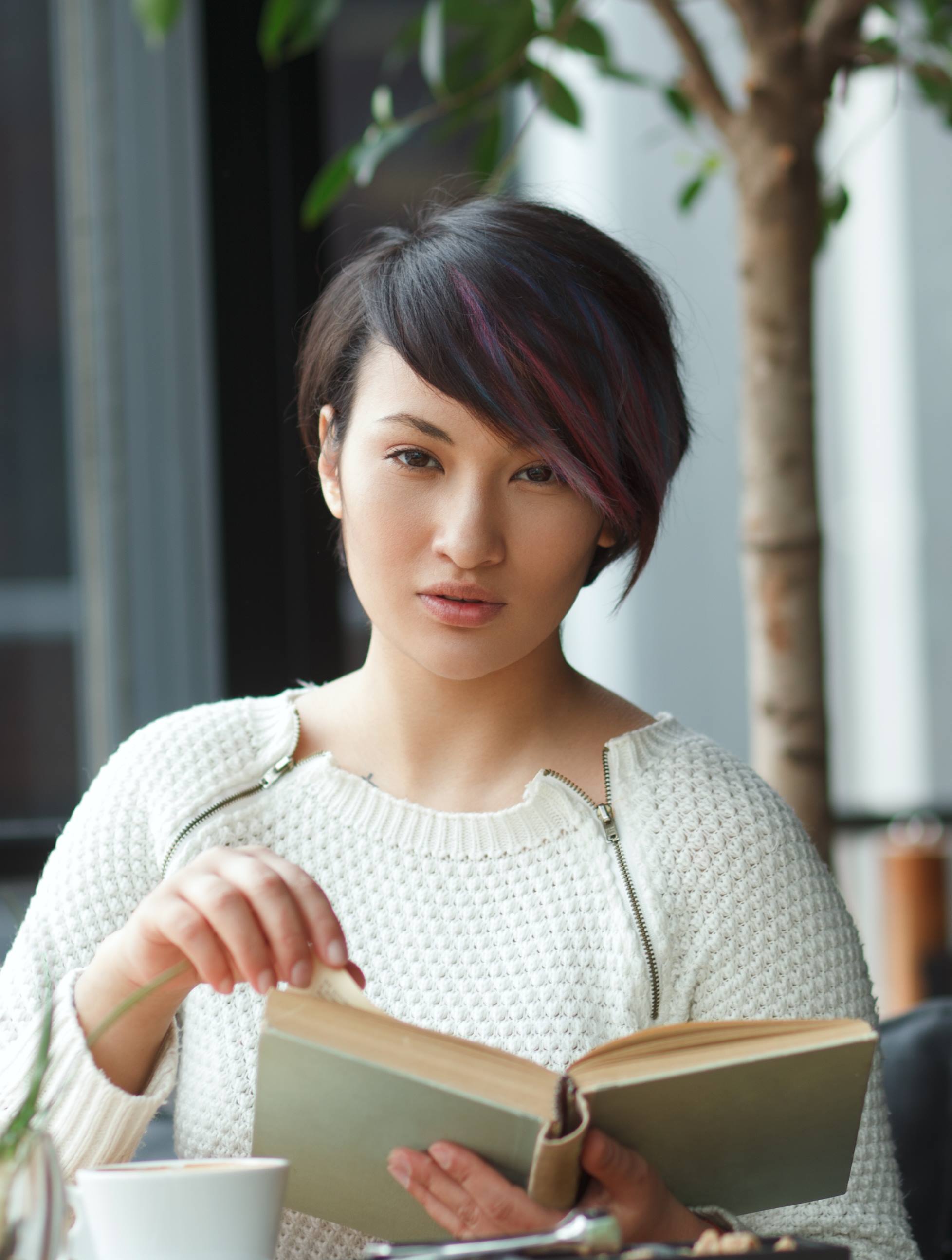 ทรงผมสั้นพิกซี่คัต กับหน้าม้ายาว (Credit: Rex by Shutterstock)