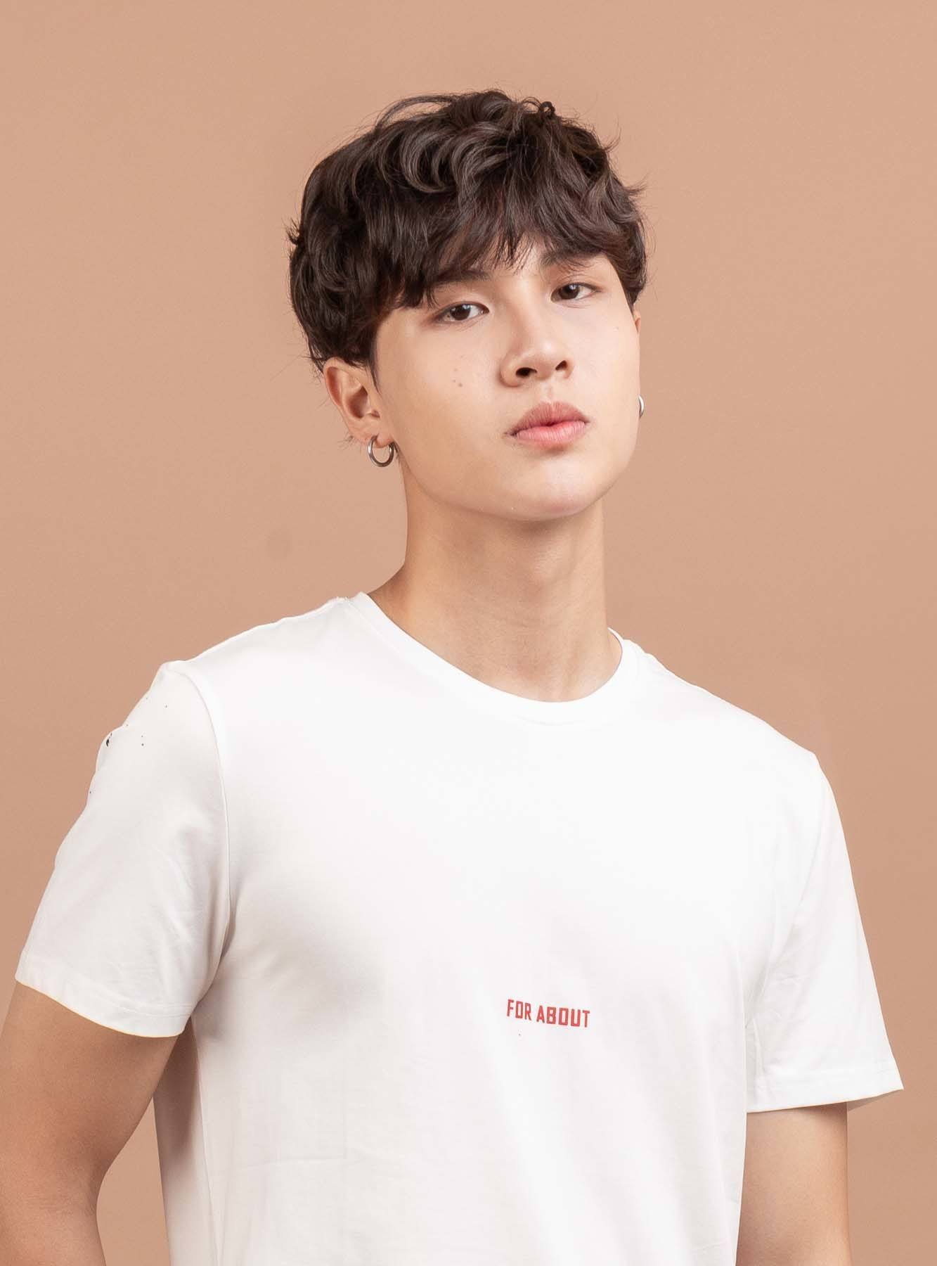 ทรงผมชายเกาหลี หน้าม้า (Credit: Rex by Shutterstock)