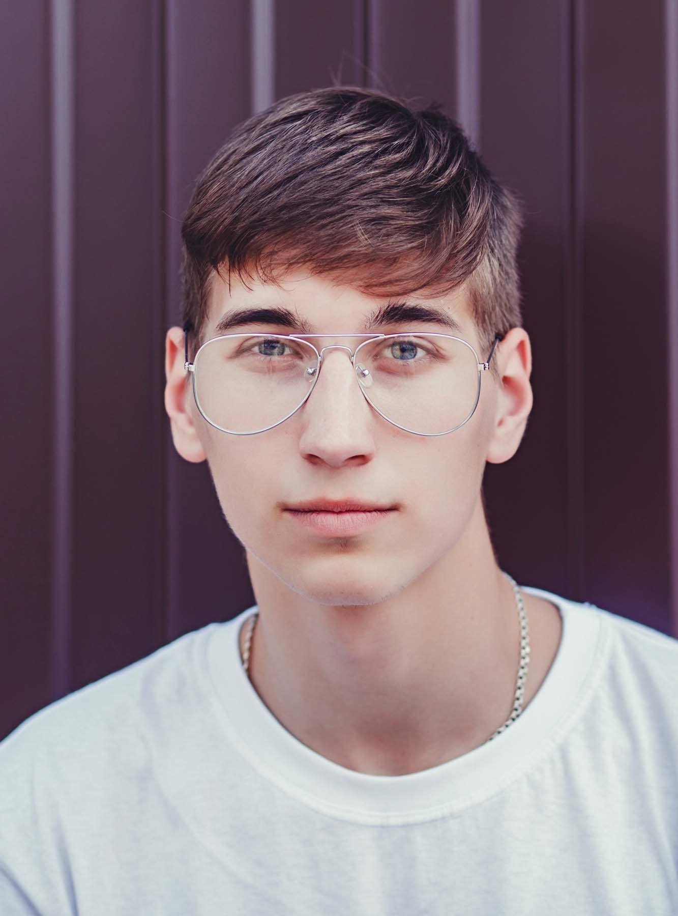 รูปหน้ายาวดูสมดุลเมื่อตัดผมสั้น (Credit: Rex by Shutterstock)