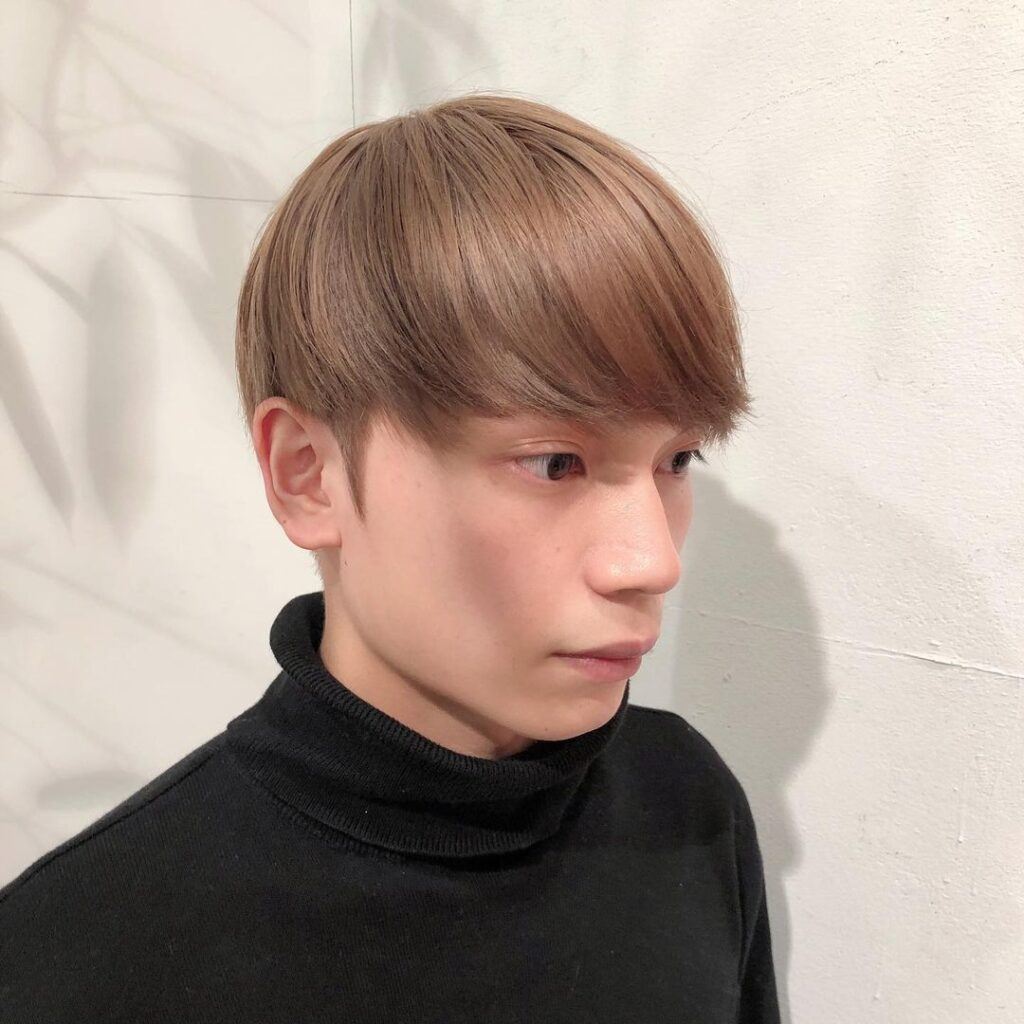 ทรงผมหัวเห็ดทำสี