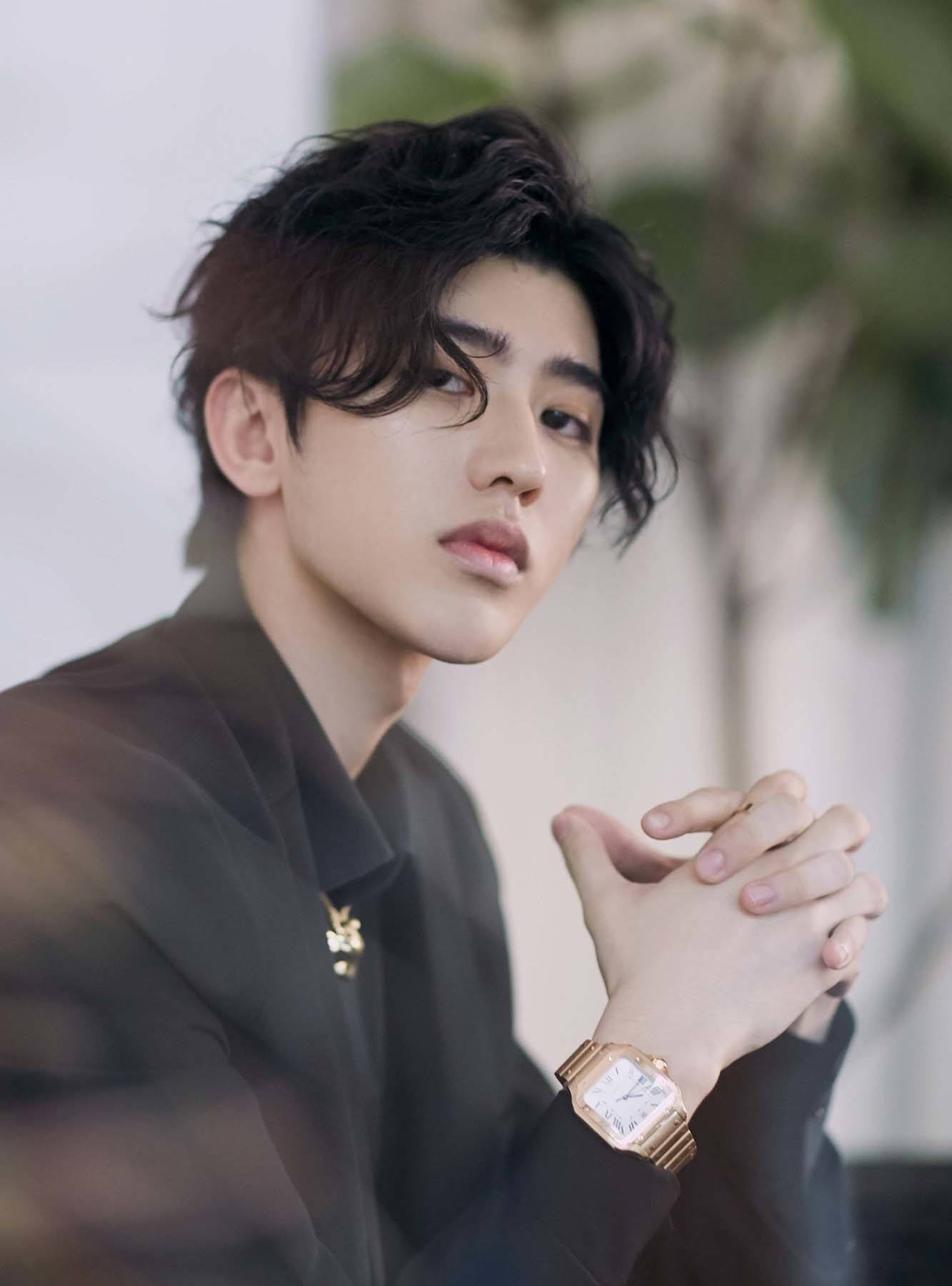 หน้ารูปหัวใจ พรางหน้าผากด้านข้างให้ดูแคบลงจะดี (Credit: Rex by Shutterstock)