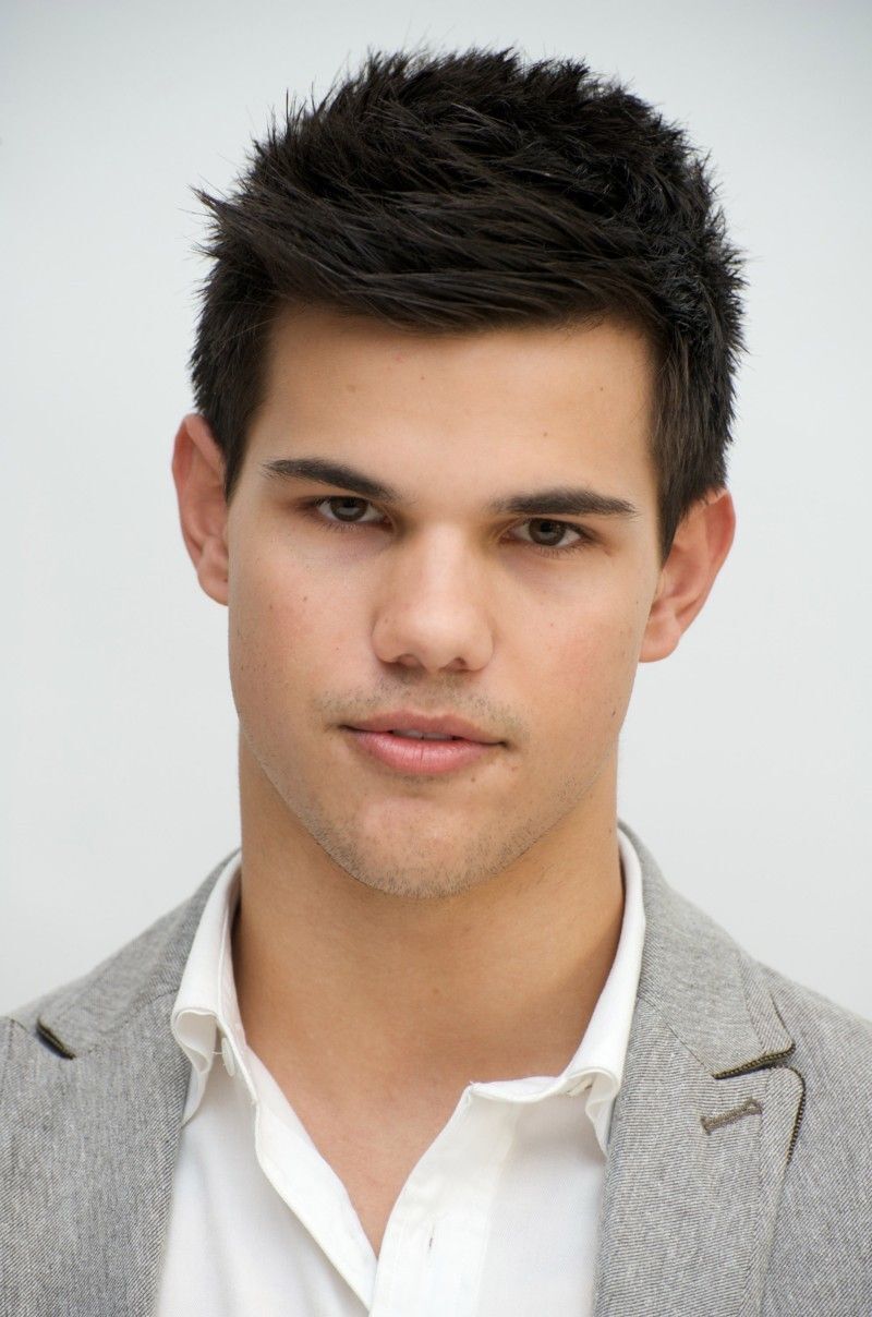 51 แบบทรงผมชายเท่ๆ พร้อม เทคนิคเลือกทรงผมชาย ให้เหมาะกับรูปหน้า