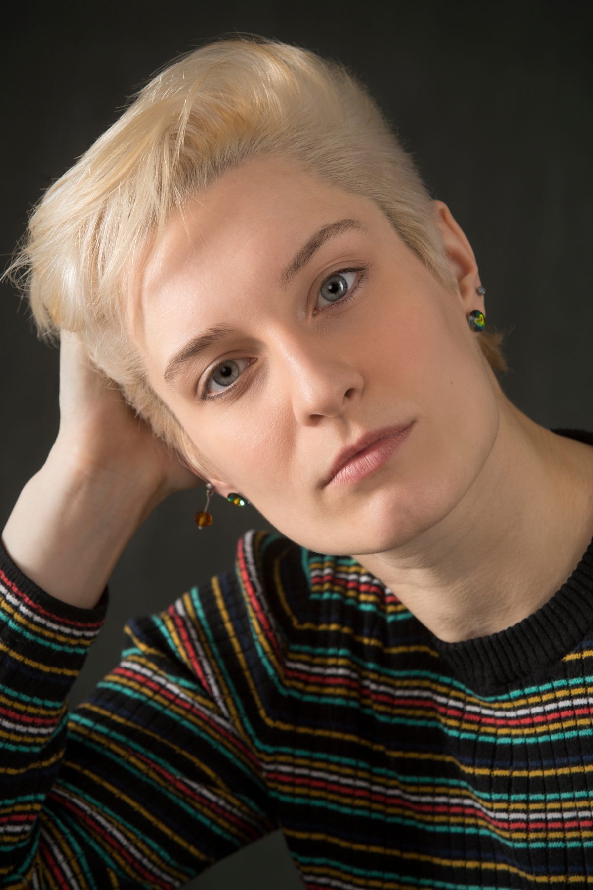 ทรง ผม ทอม