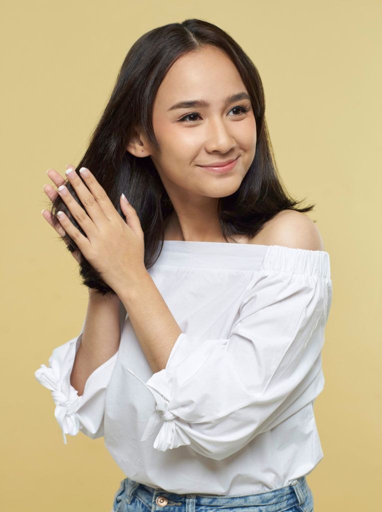 ผมสั้น ผมประบ่า เปียคู่ เปียสองข้าง เปียก้างปลา