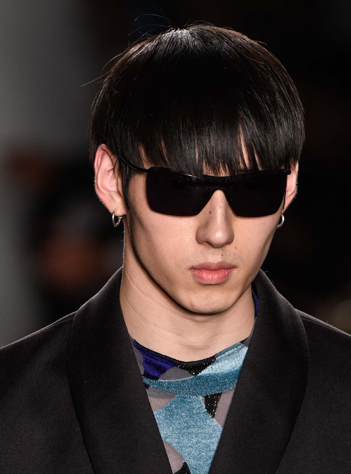 ทรงผมหัวเห็ด แบบธรรมชาติ (Credit: Rex by Shutterstock)