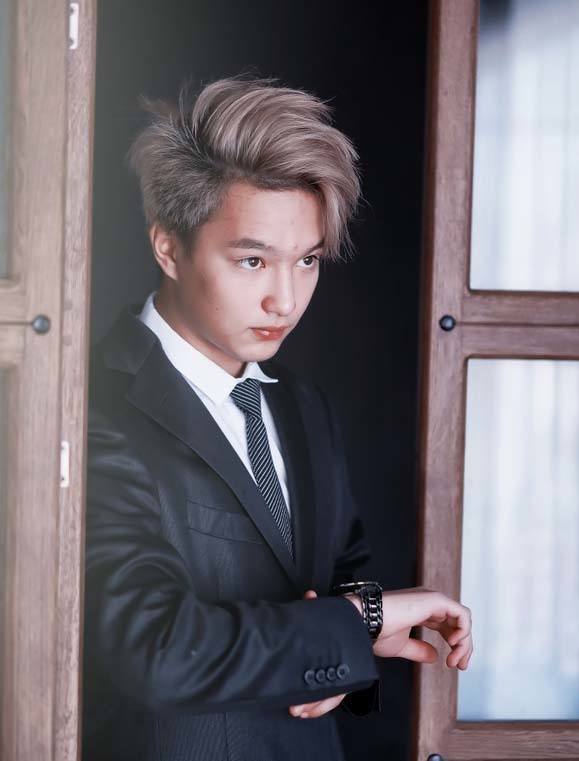 ย้อมสีผมเท่ๆ (Credit: Rex by Shutterstock)