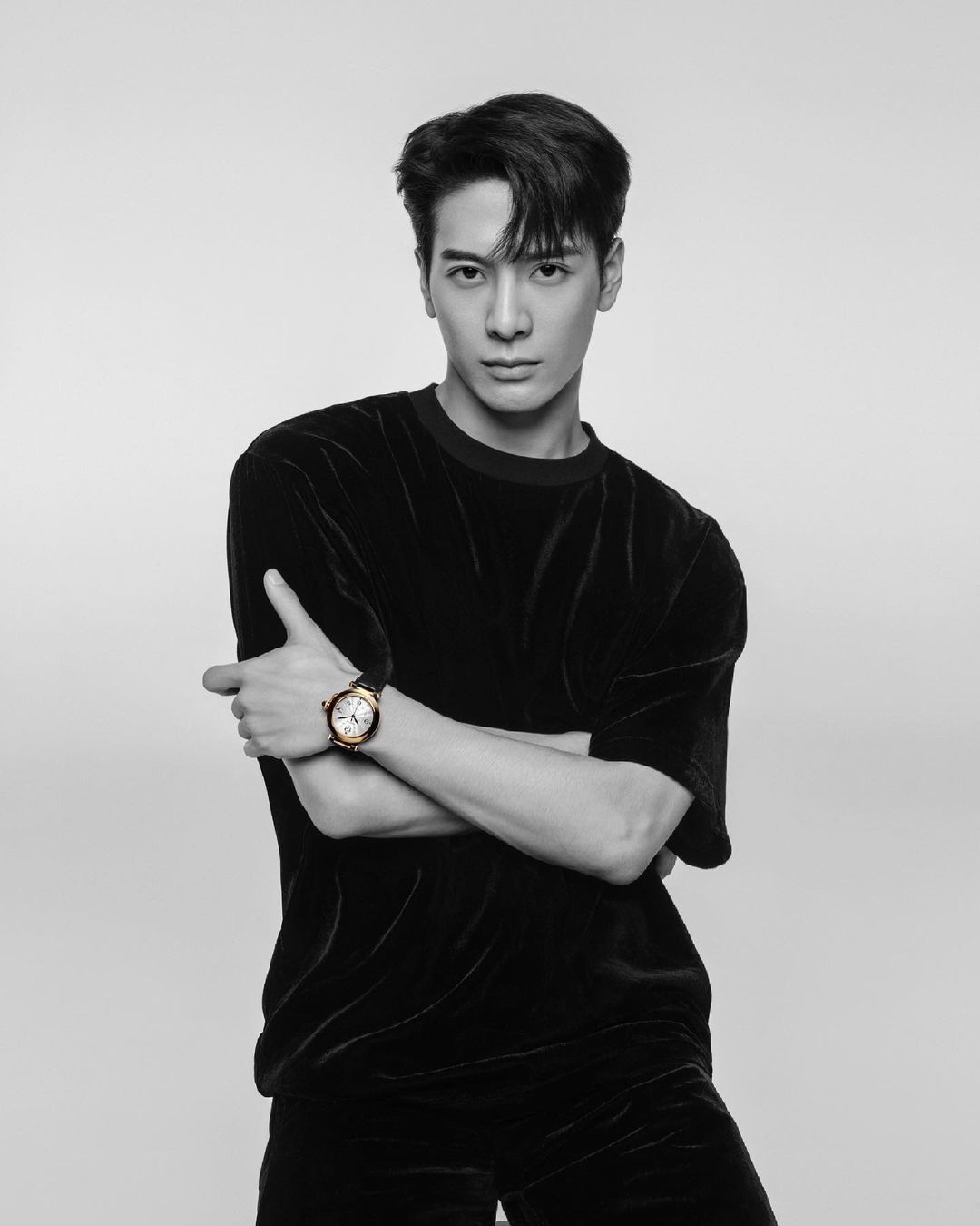 ทูบล็อคแสกข้างแบบ แจ็คสัน หวัง (Credit: instagram/@jacksonwang852g)