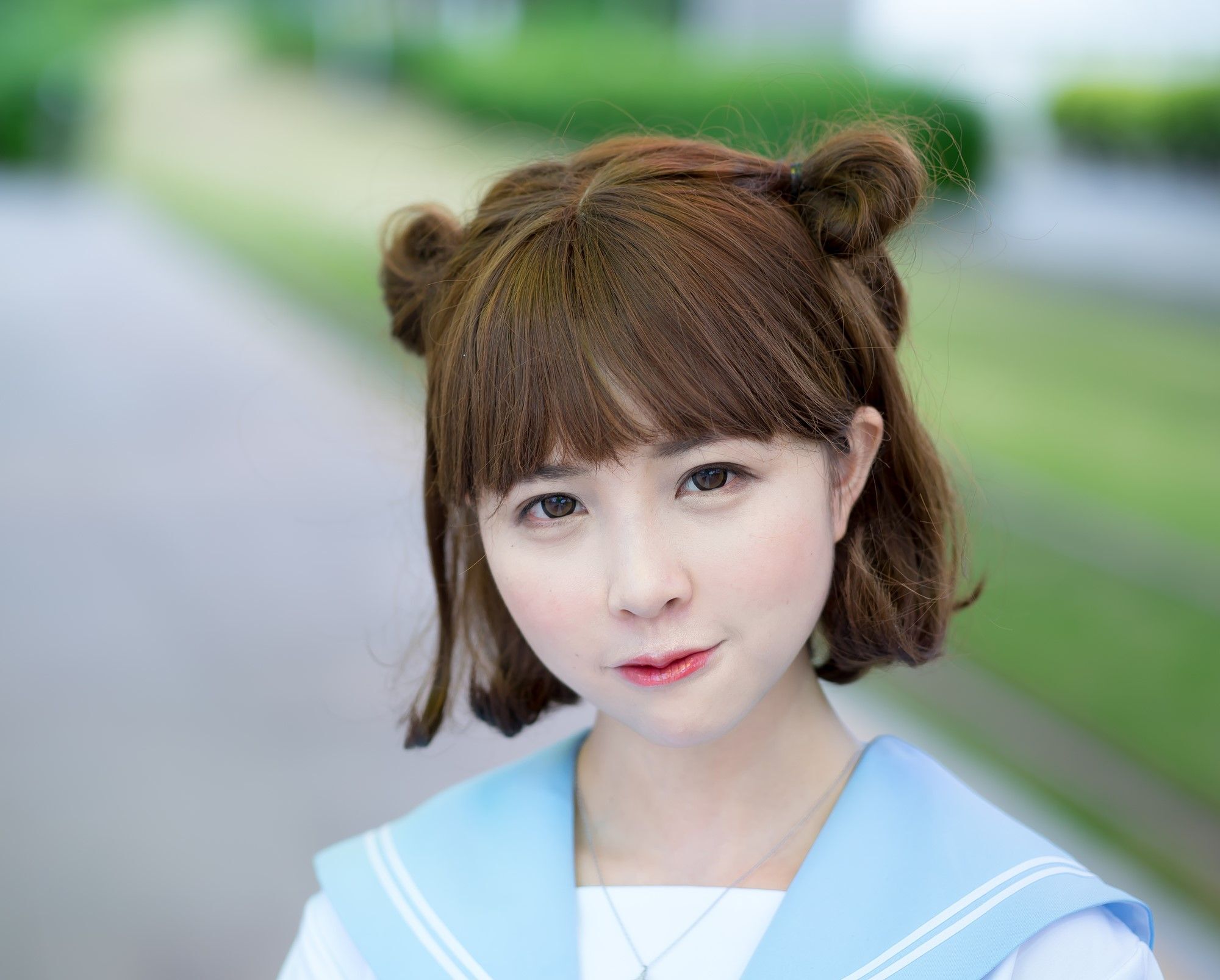 ผมบ๊อบหน้าม้ากับดังโงะ (Credit: Shutterstock)