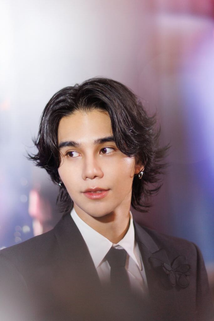 ทรงผมทูบล็อครากไทรแสกกลางยุค90