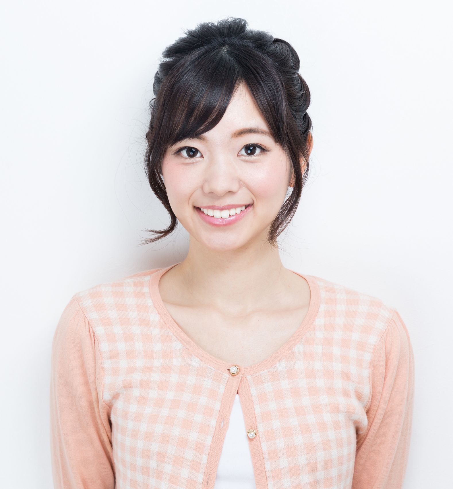 ผู้หญิง เอเชีย ผิวขาว ทรง ผม ถัก เปีย เกาหลี