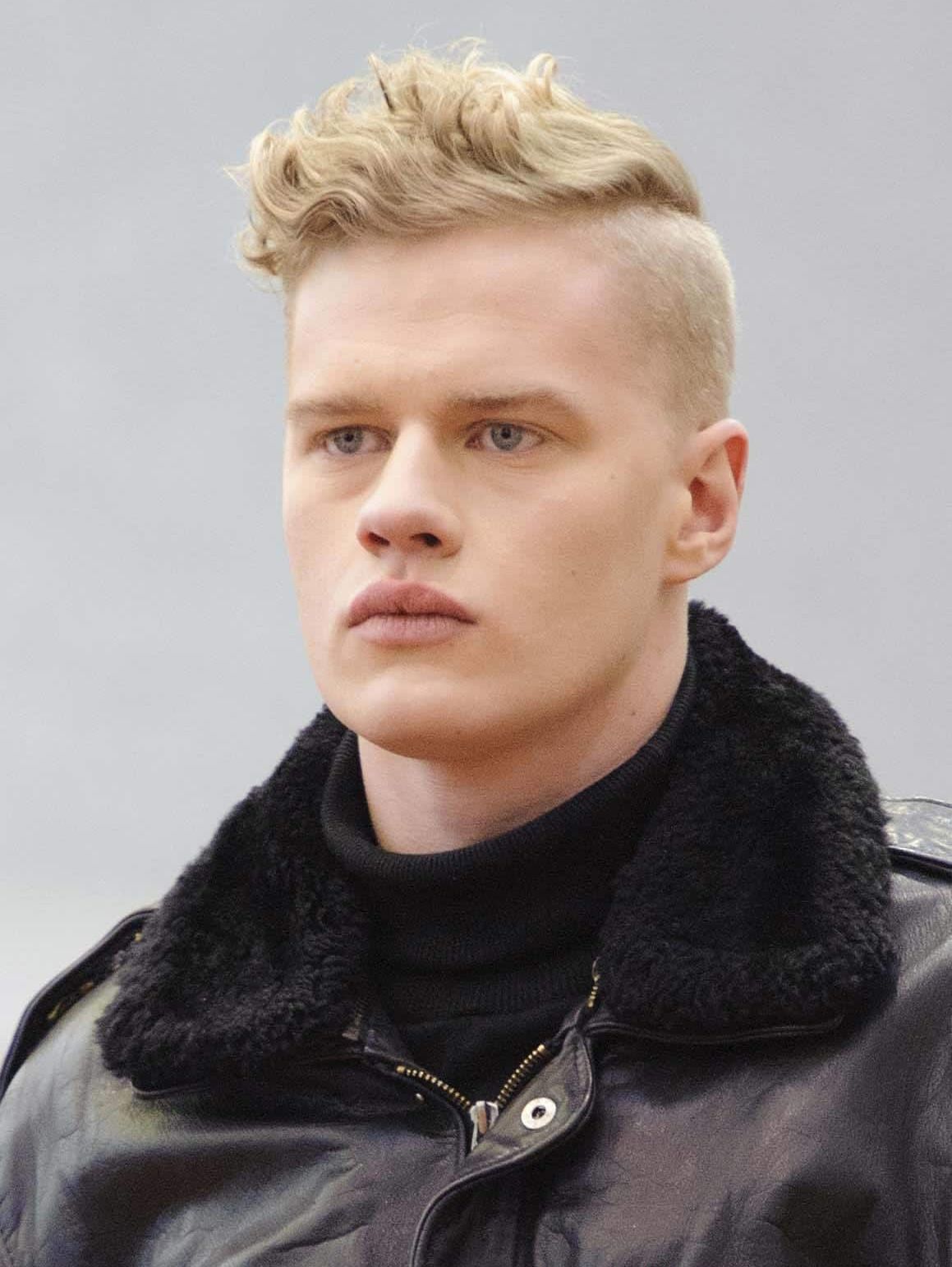 ทรงผมชายอินเทรนด์ตลอดทั้งปี ตัดตอนนี้ หรือตอนไหนก็ไม่มีเอาท์