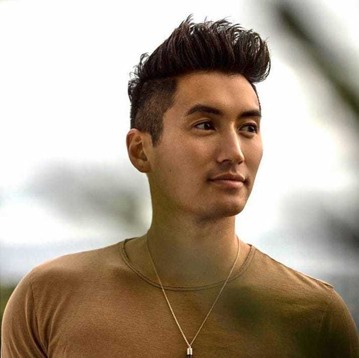 ทรงผมฟอว์กฮอว์ก (Credit: instagram/@asianmenhairstyles)