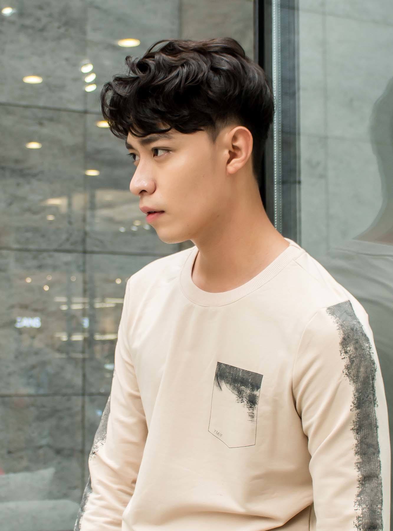 ทรงผมหัวเห็ด ดูมีวอลลุ่มและเท็กซ์เจอร์ (Credit: Rex by Shutterstock)