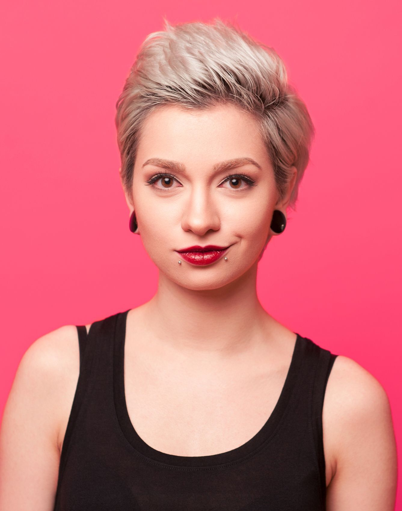 ไอเดียทรงผมสั้นแบบต่างๆ พร้อมเคล็ดลับการเลือกทรงผมสั้นสำหรับสาวหน้ารูปไข่