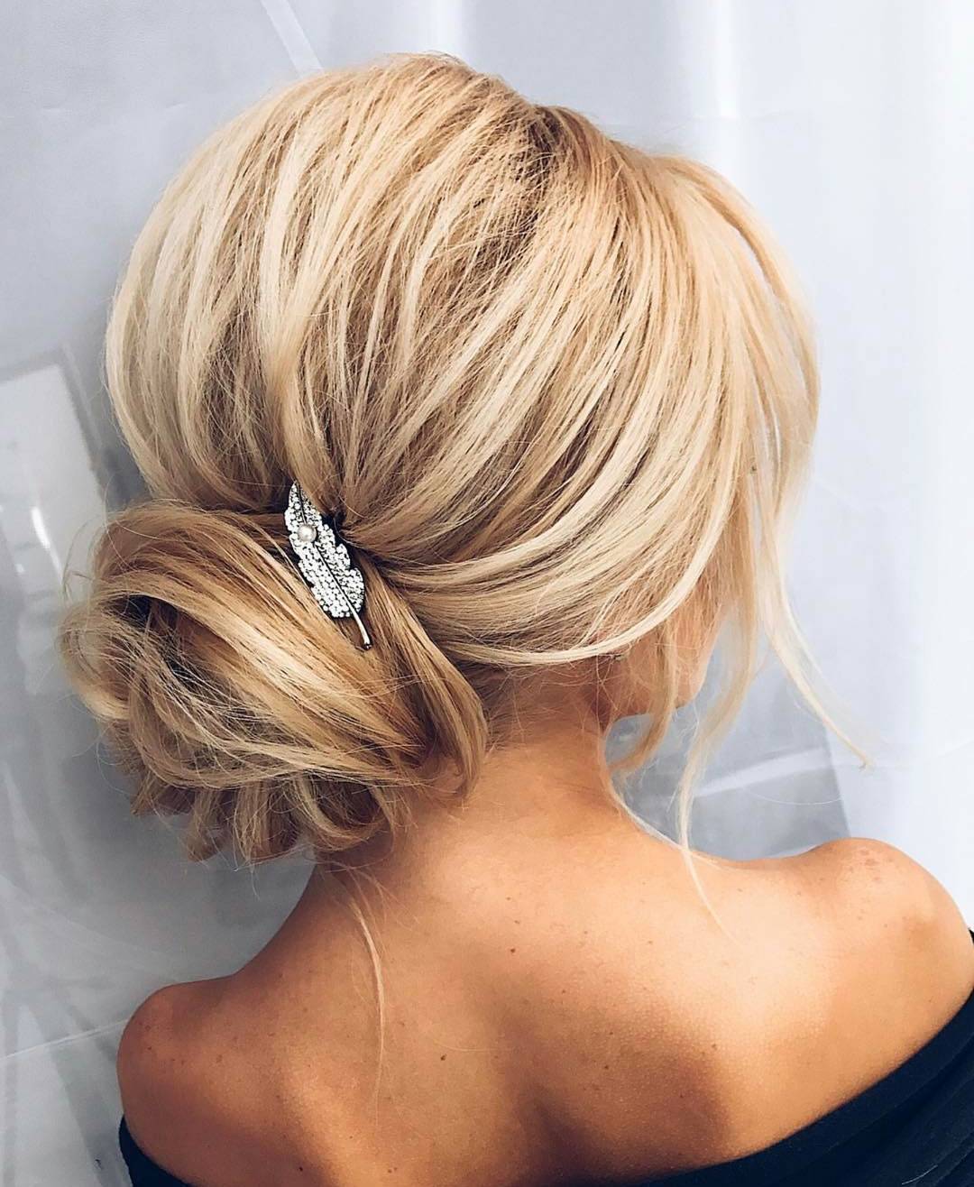 (Credit: instagram/@weddinghairguide)