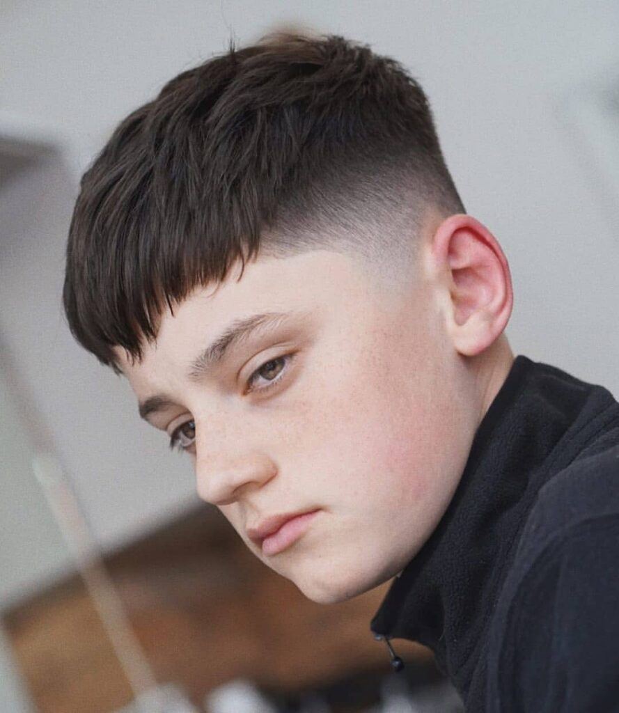 ทรงผมผู้ชายหน้าอ้วนซีซาร์คัทหน้าม้าแฉก