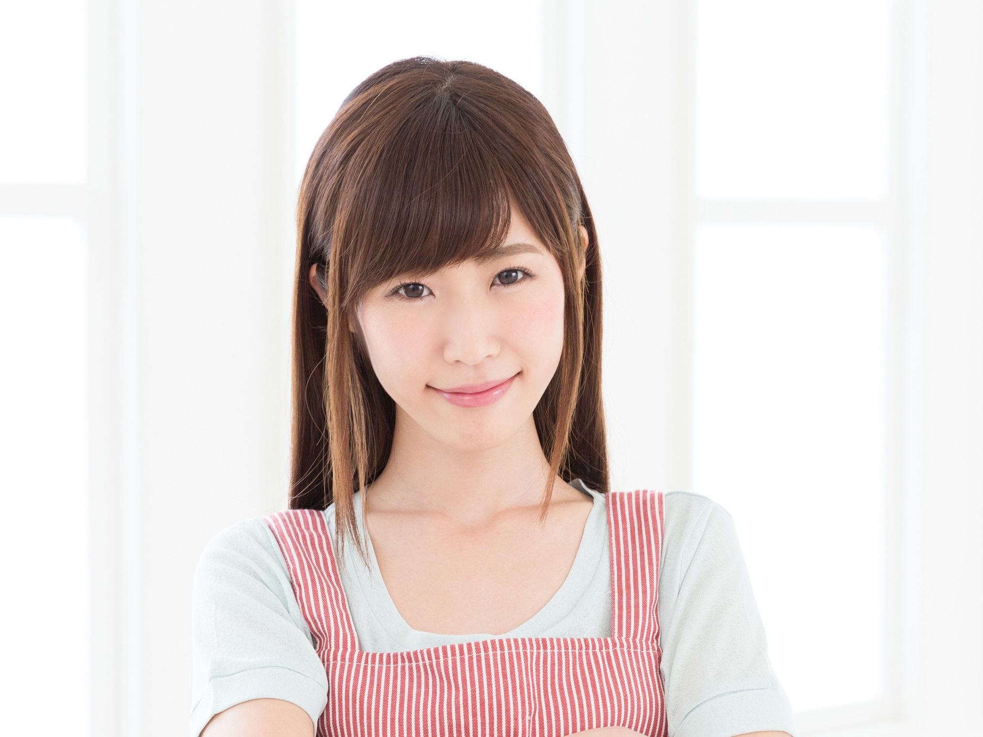 ผมบ๊อบยาวกับหน้าม้า(Credit: shutterstock)