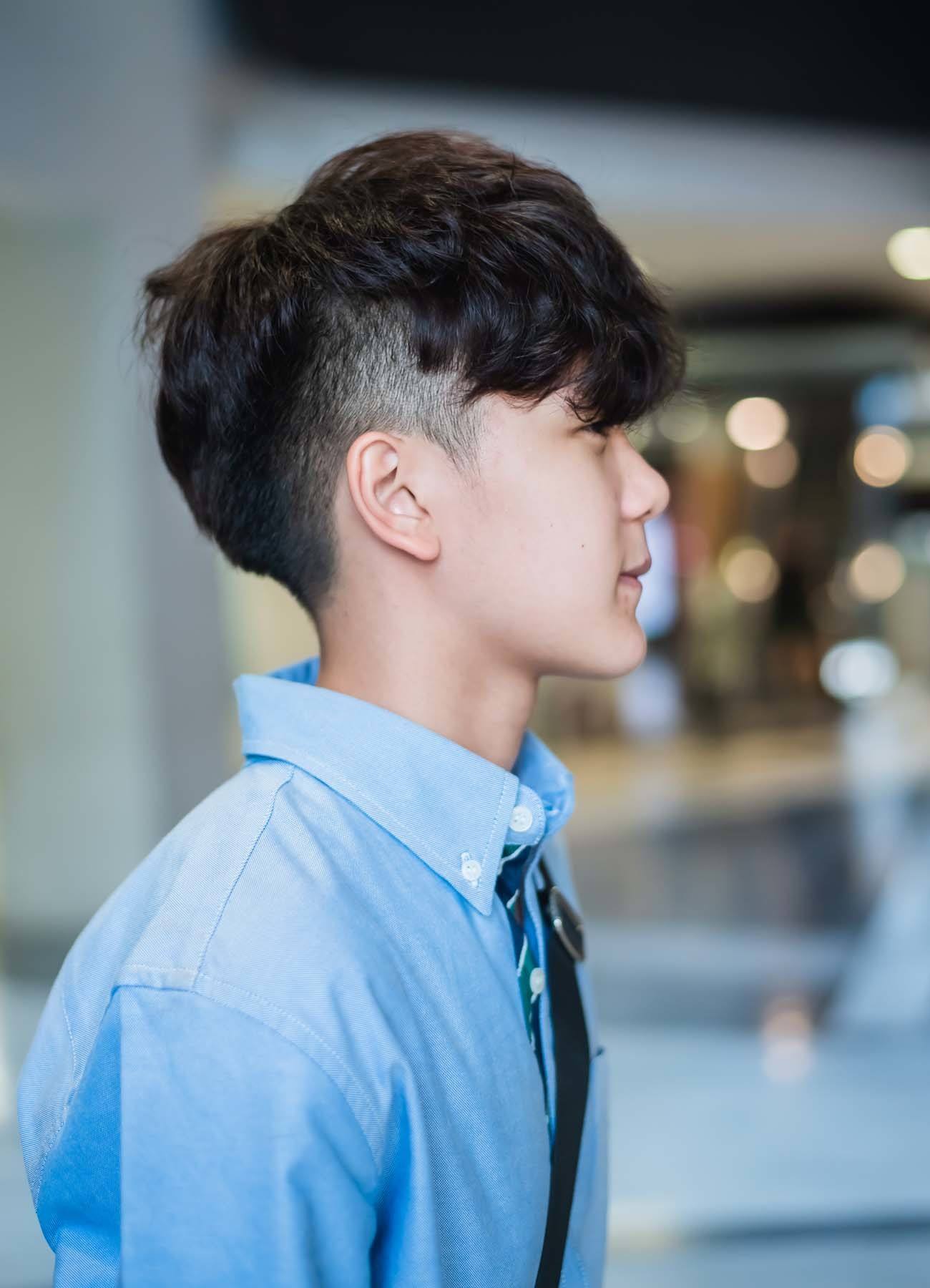 ทรงทูบล็อก (Two Block) @Urassaya_J (Credit: Panadda Suwanjundee)