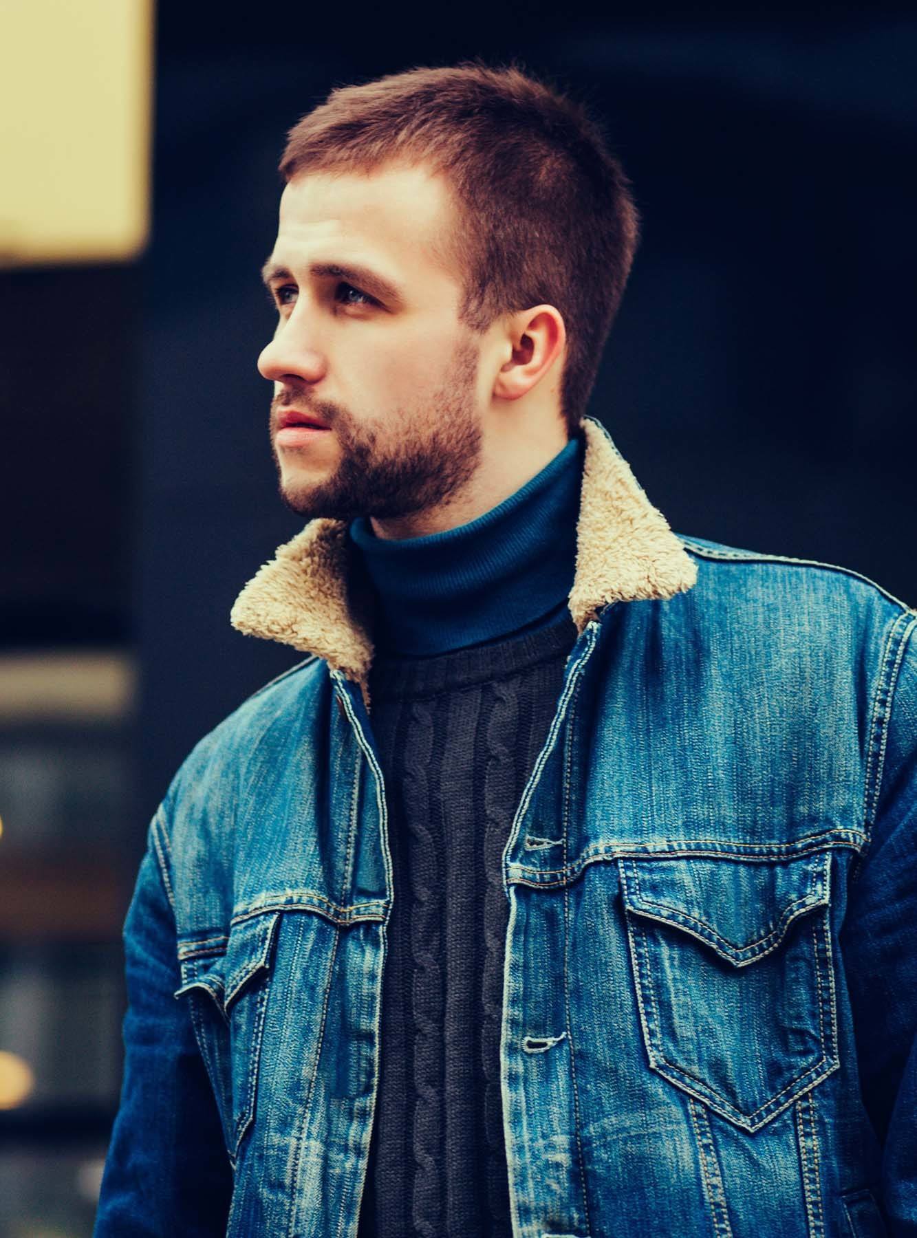 ผู้ชายตัดผมสั้นเกรียน สกินเฮด