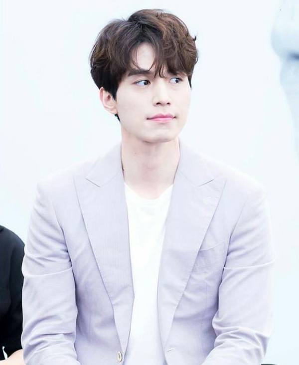 ทรงผมคอมม่า (,)