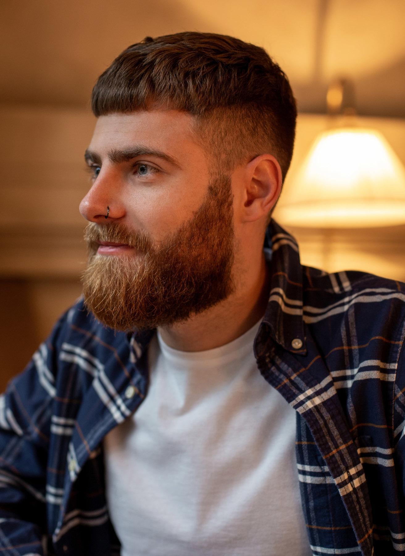 ทรง French (ไว้หน้าม้า) (Credit : Shutterstock)