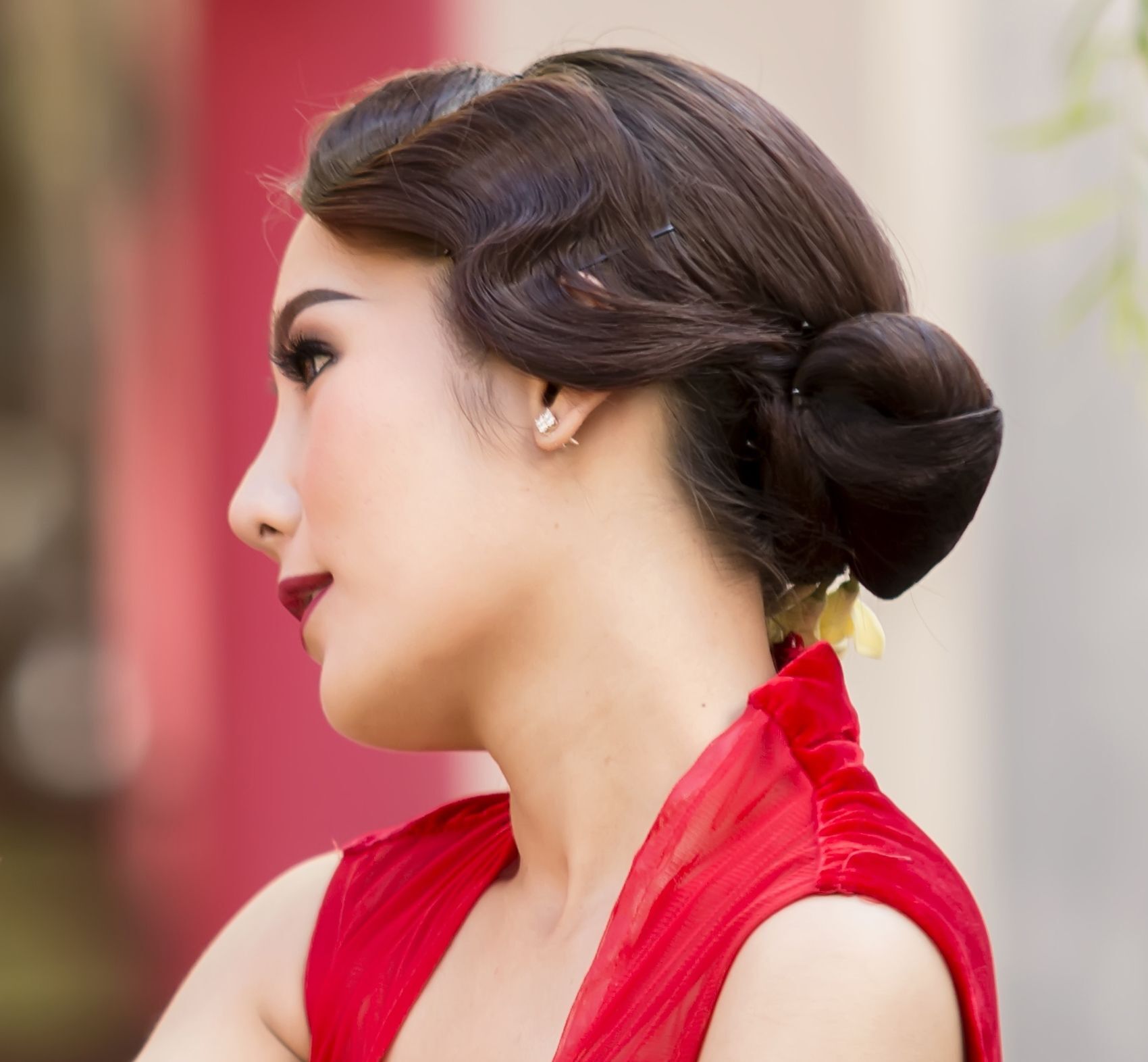 ทรงผมเกล้าแบบจีนโบราณ (Credit : Shutterstock)