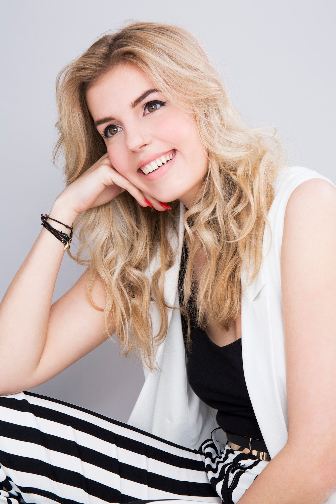 Gaya rambut untuk rambut lepek touseld hair.