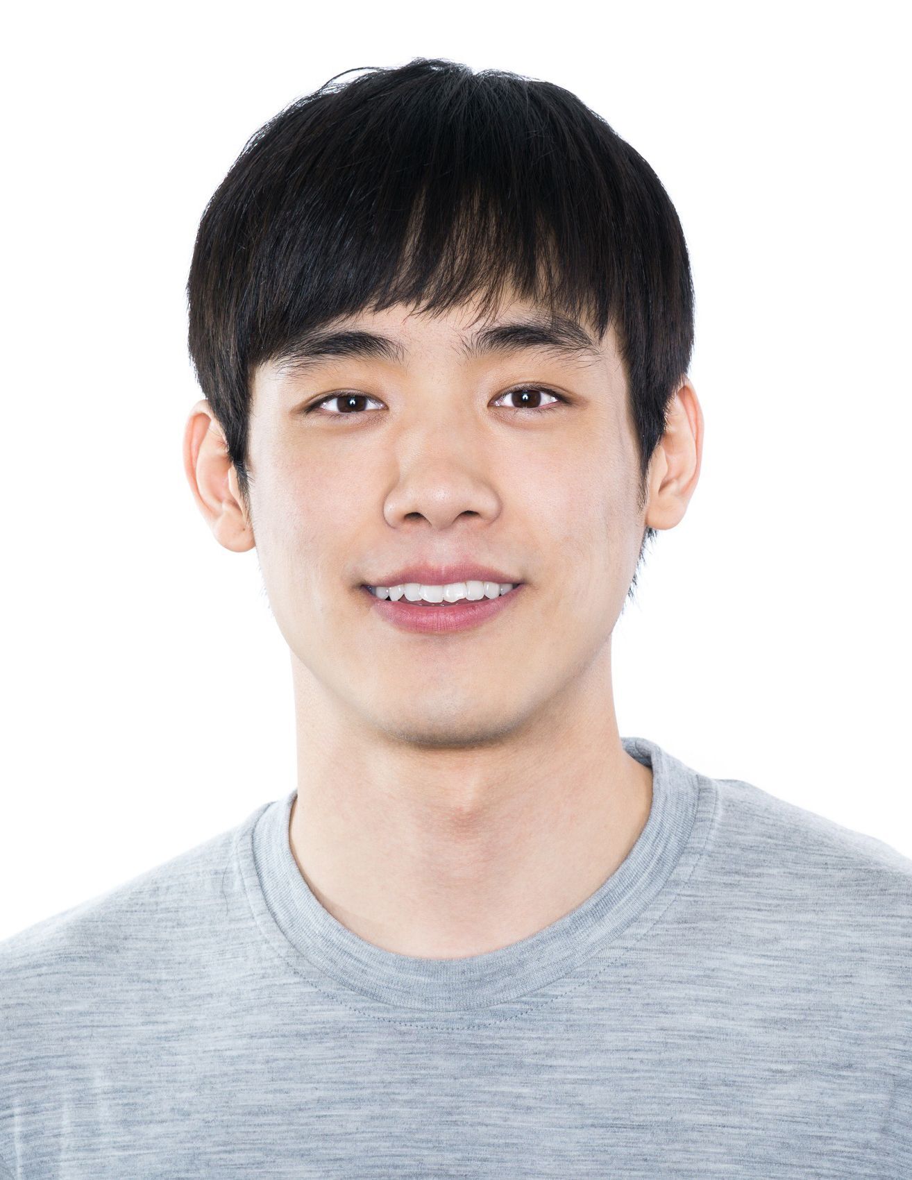 ไอเดียทรงผมผู้ชายไว้หน้าม้ากำลังมาแรง ดูหล่อดีมีสไตล์ เท่ก็ได้ น่ารักก็ด้วย