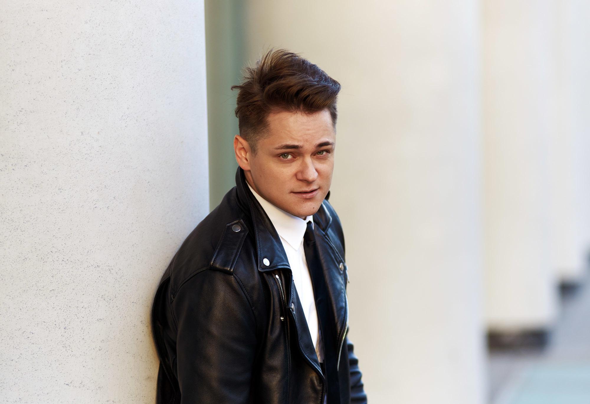 ทรงผมสำหรับคนหัวเถิก ให้หนุ่มผมบาง หน้าผากกว้าง ดูดีได้อย่างมั่นใจ