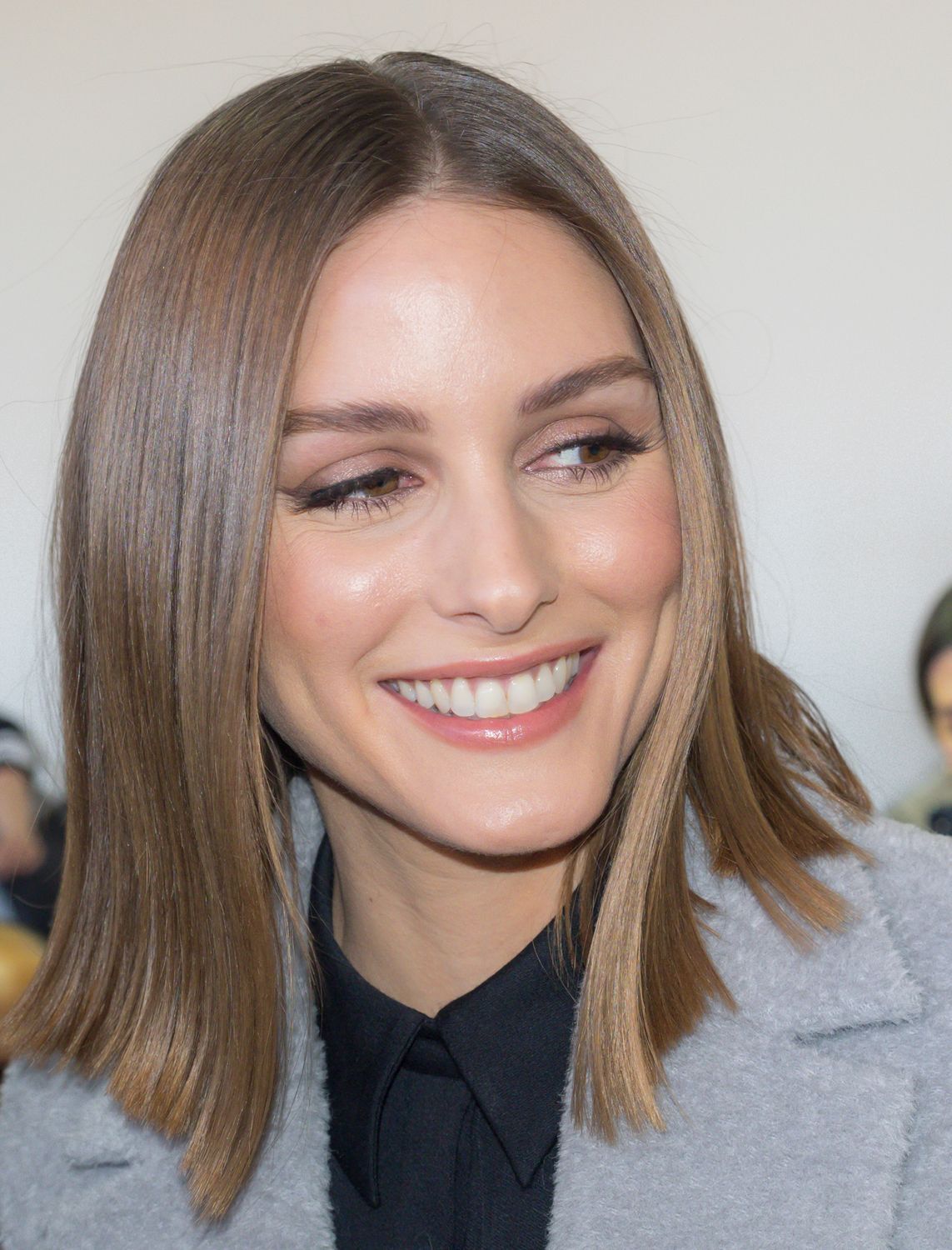 40 ไอเดียสีบลอนด์เข้ม สวยเก๋เซ็กซี่ ดูดีเป็นธรรมชาติ