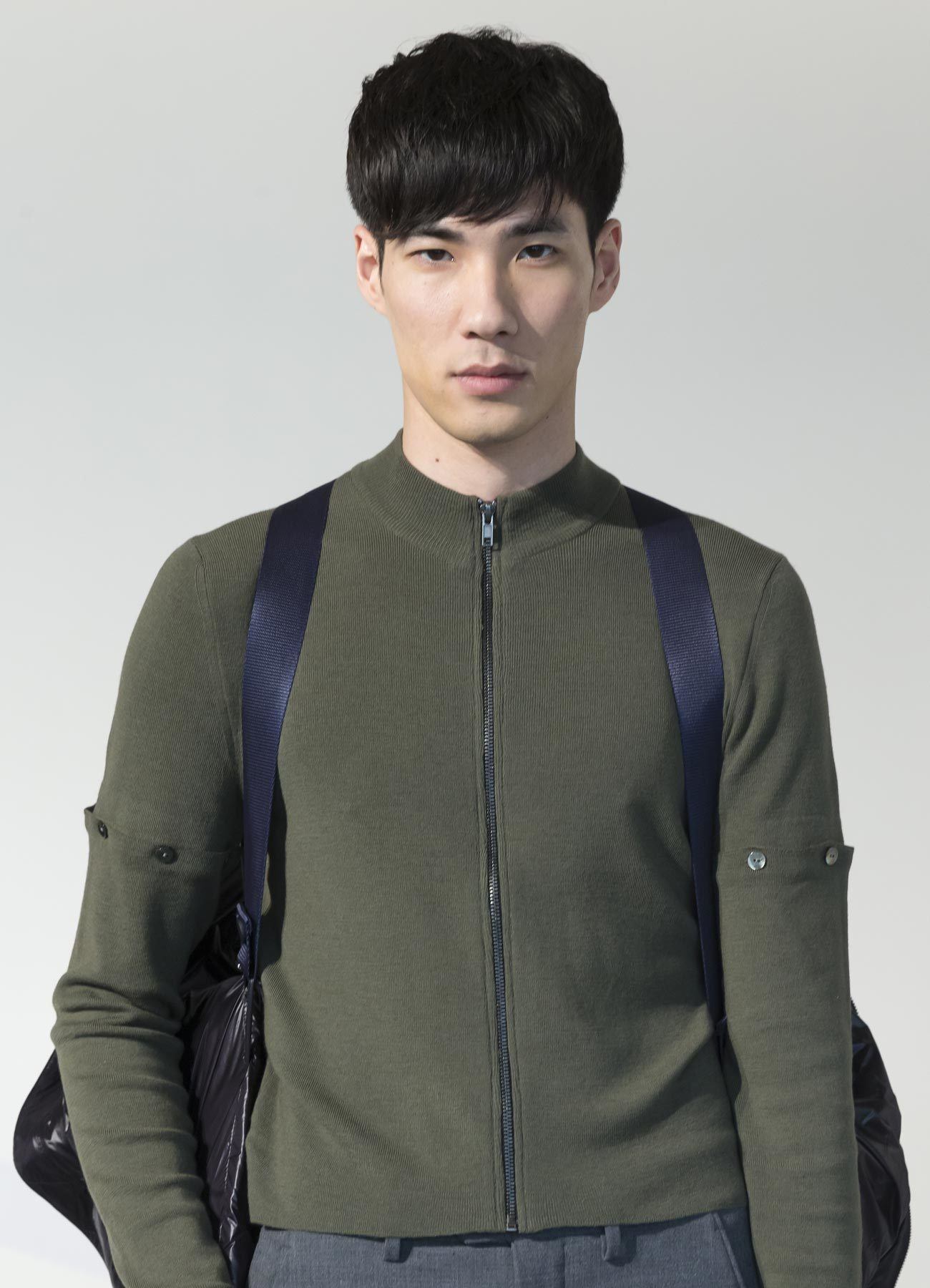 ผมหน้าม้าหนาๆ (Credit: Rex by Shutterstock)