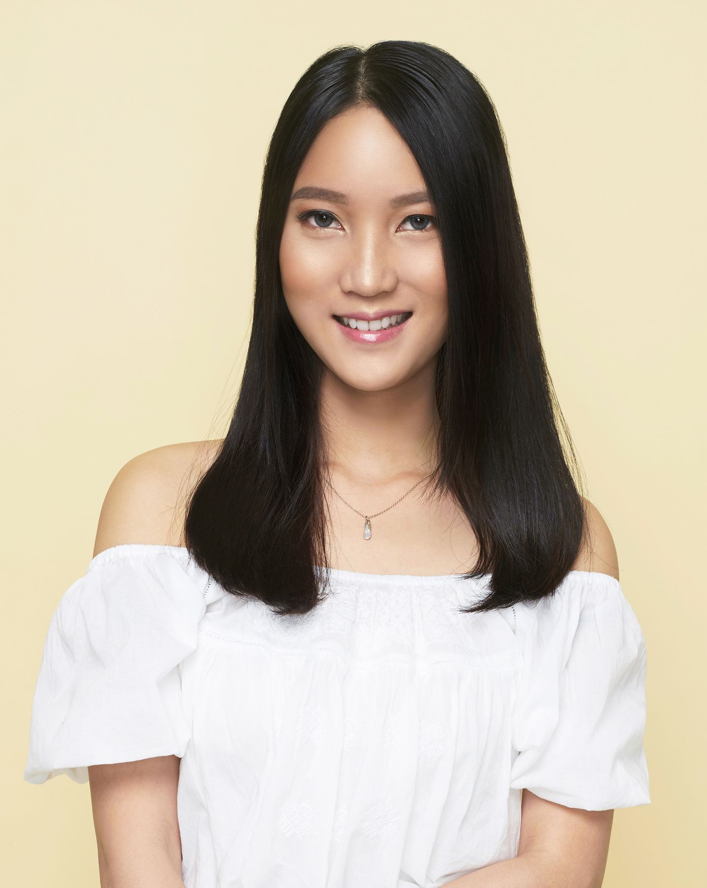 ผมตรง  (Credit: Hariono Halim)