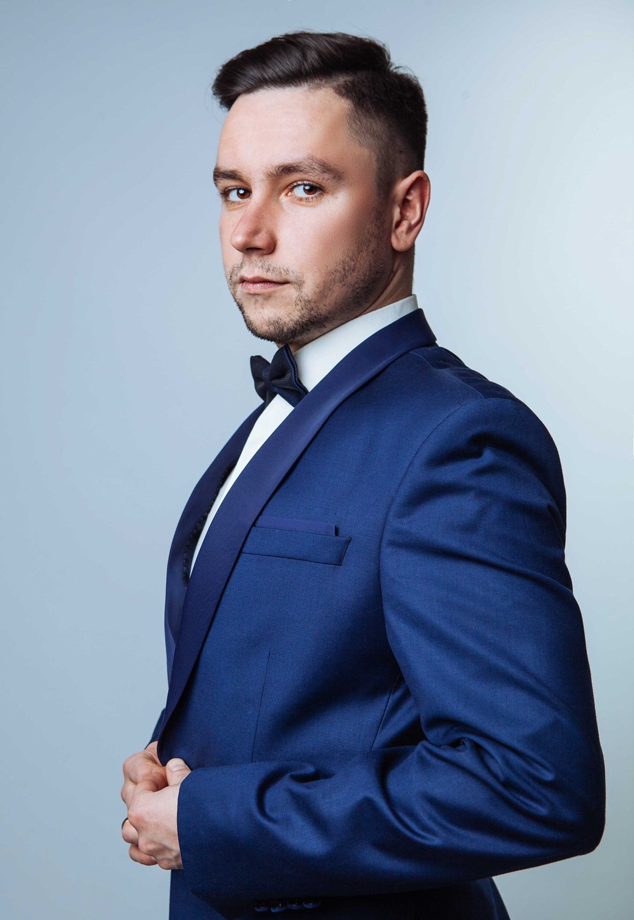 ผมแสกข้าง (Credit: Rex by Shutterstock)