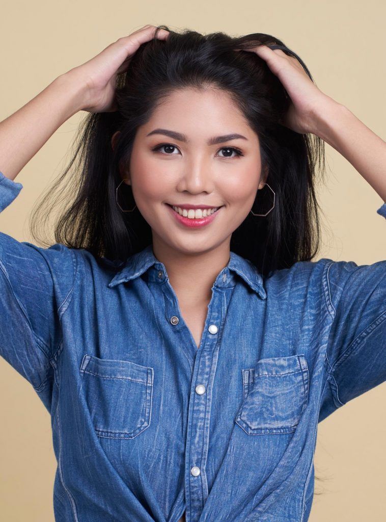 วิธีแก้ผมมันด้วยดรายแชมพู