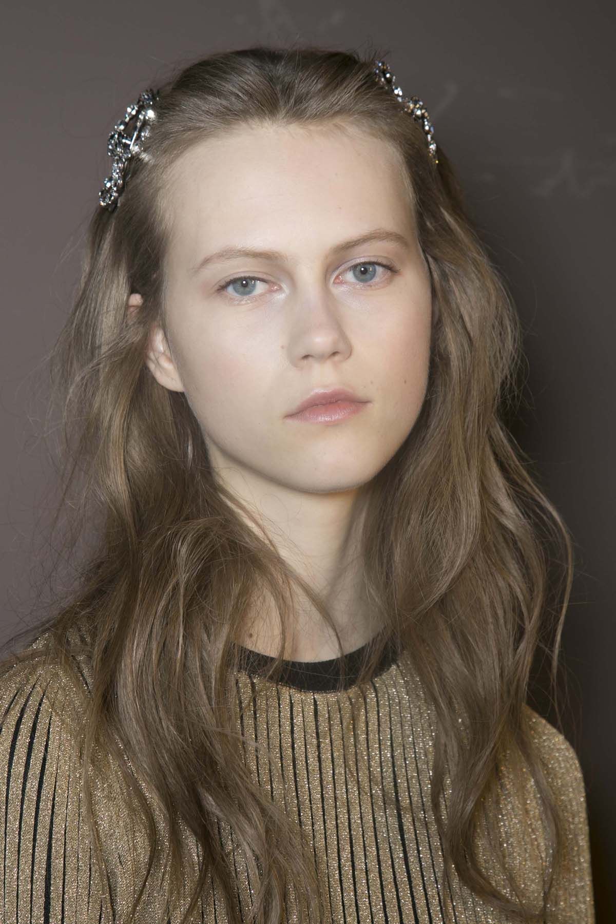 อัพเดตเทรนด์ทรงผมสุดฮิตปี 2018 ทรงไหนมาใหม่ เทรนด์ไหนมาแรง เช็คได้เลย!