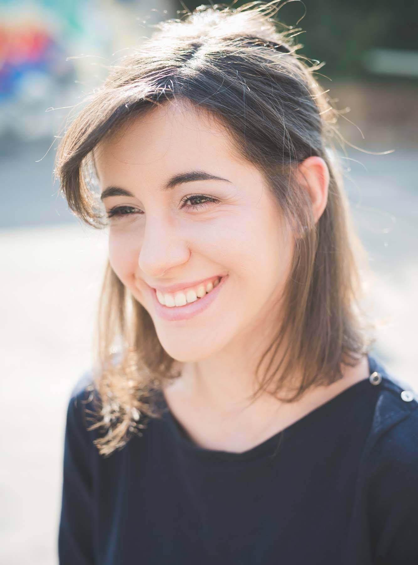 ผมสั้นประบ่า ช่วยอำพรางคอยาวๆ ได้ (Credit: Rex by Shutterstock)