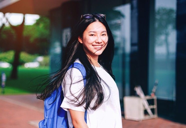 ดีท็อกซ์ผม ผู้หญิงผมยาว สีดำ ผมสวยเงางามสุขภาพดี