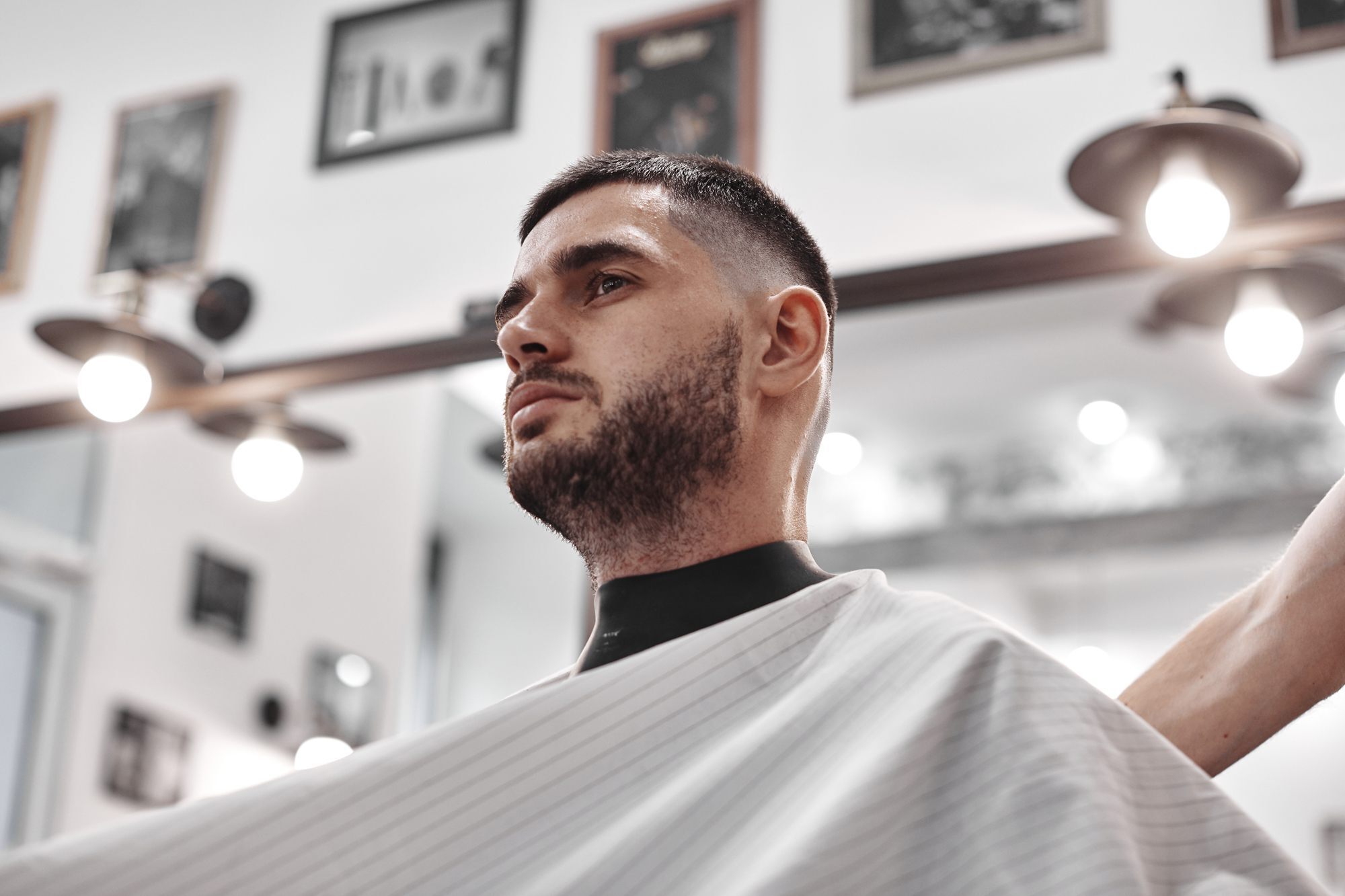 ทรงผมรองทรง รองทรงสูง