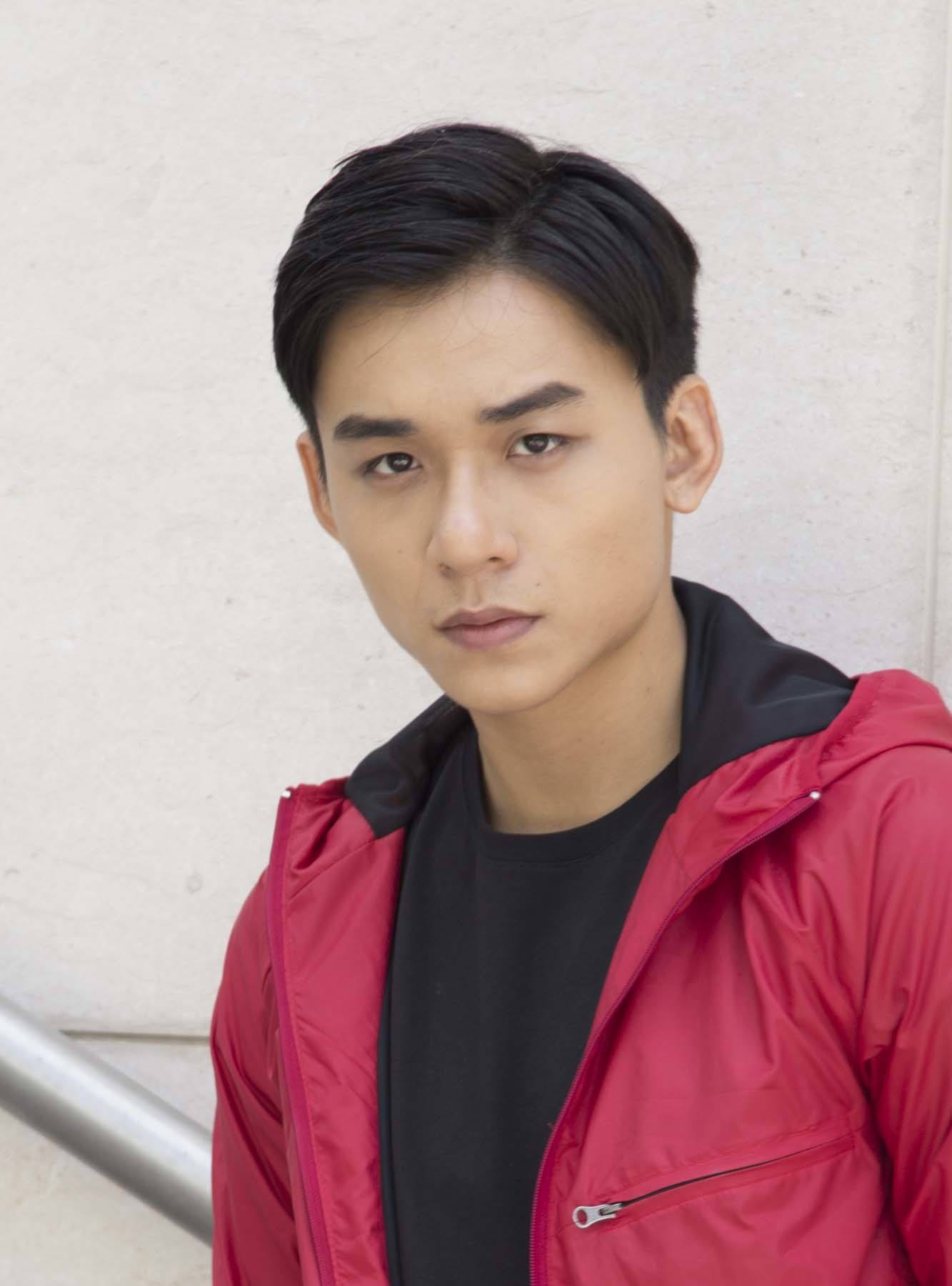 ผู้ชายไทยตัดผมสั้น