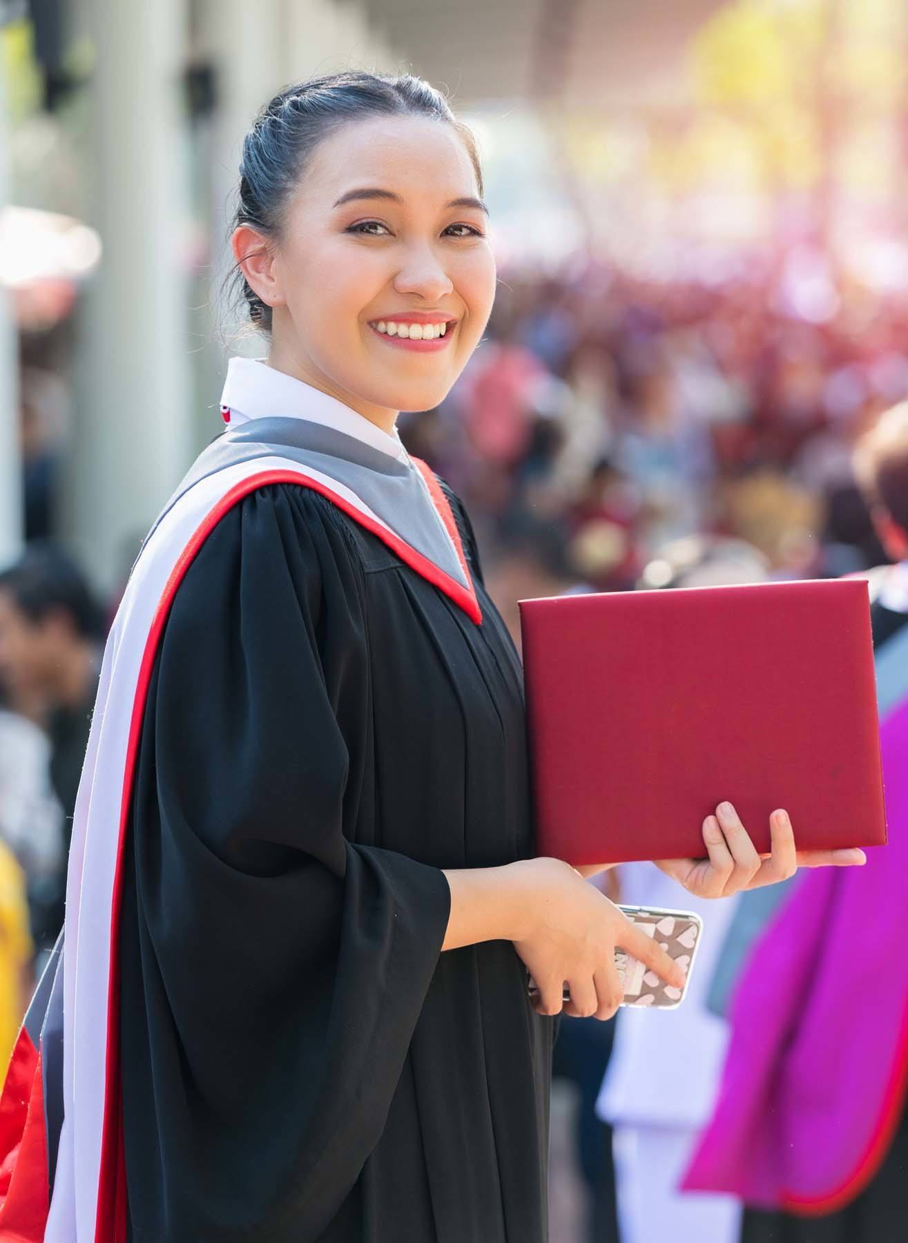 สเปรย์ผมดำ สีผมรับปริญญา