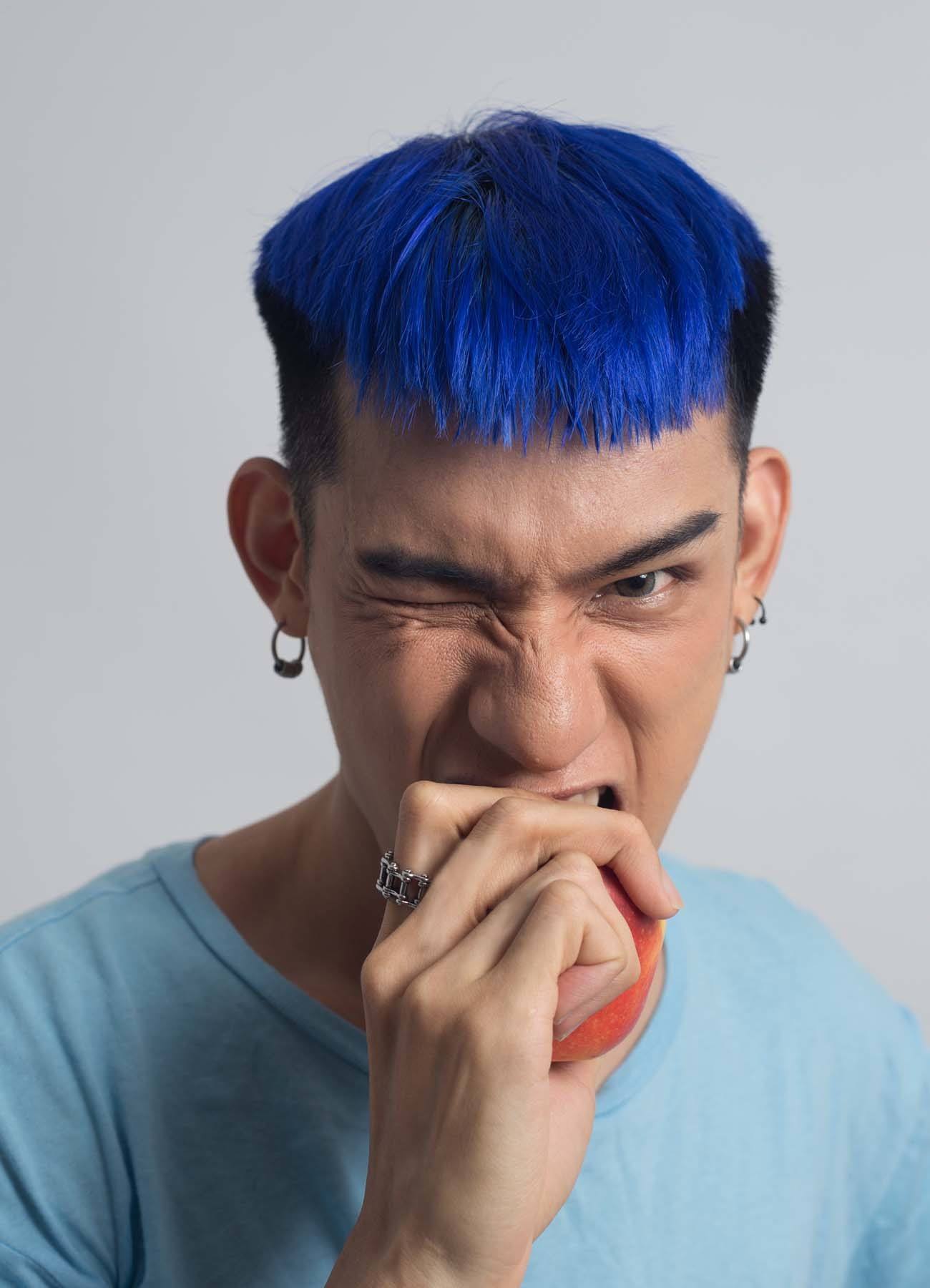 สีน้ำเงิน (Classic Blue) (Credit: Rex by Shutterstock)