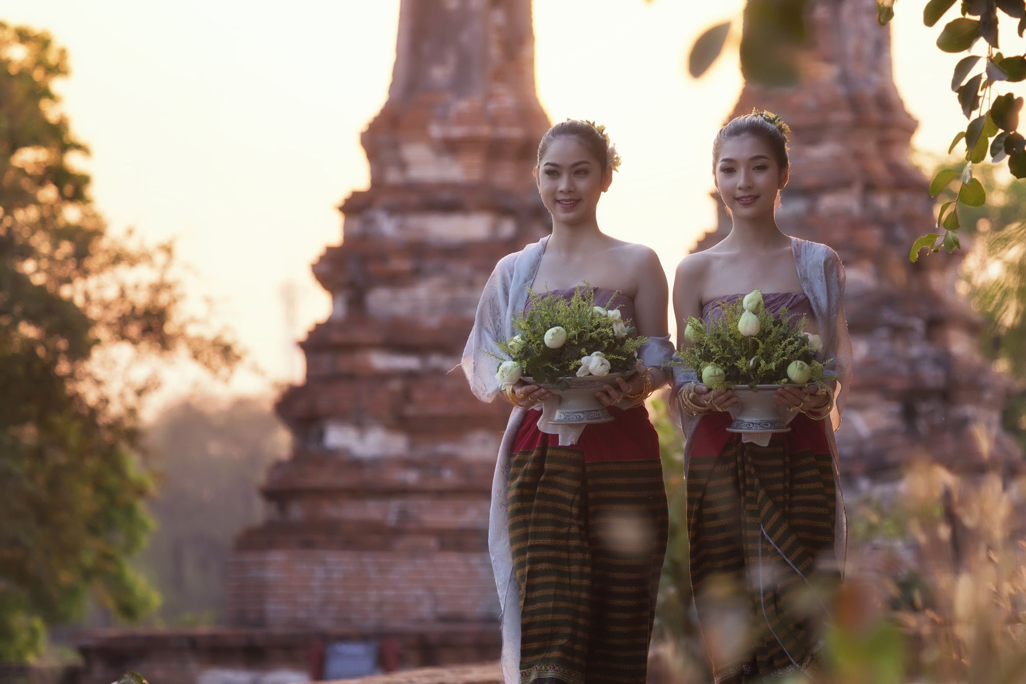 ทรงผมเกล้าของหญิงไทยทางเหนือ (Credit : Shutterstock)