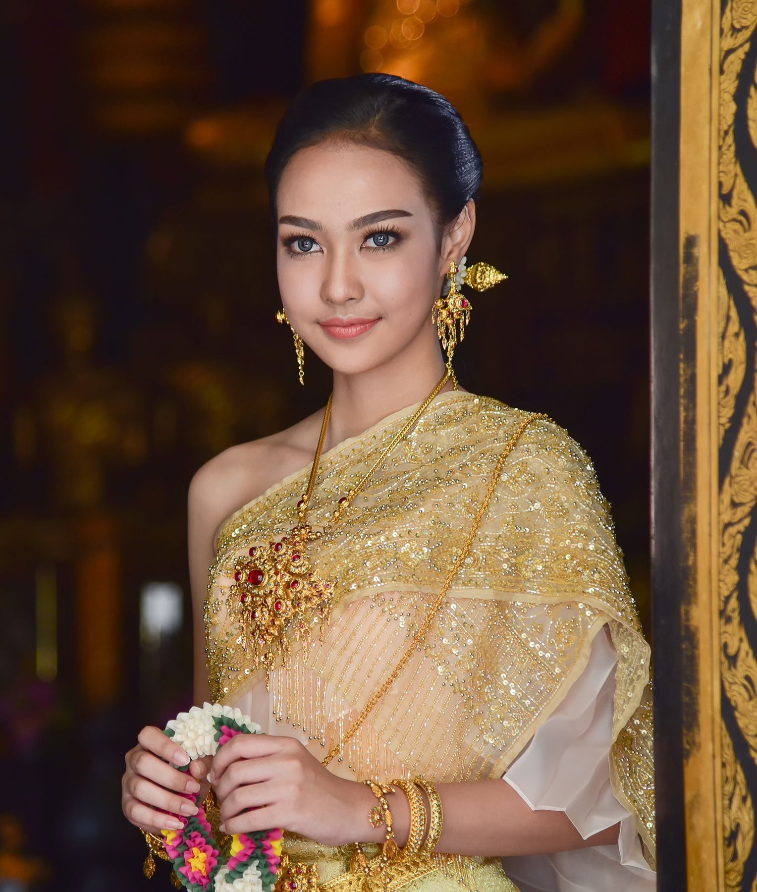 ตามรอยละคร "บุพเพสันนิวาส" มารู้จักทรงผมโบราณ ของแม่หญิงชาวสยามในอดีต